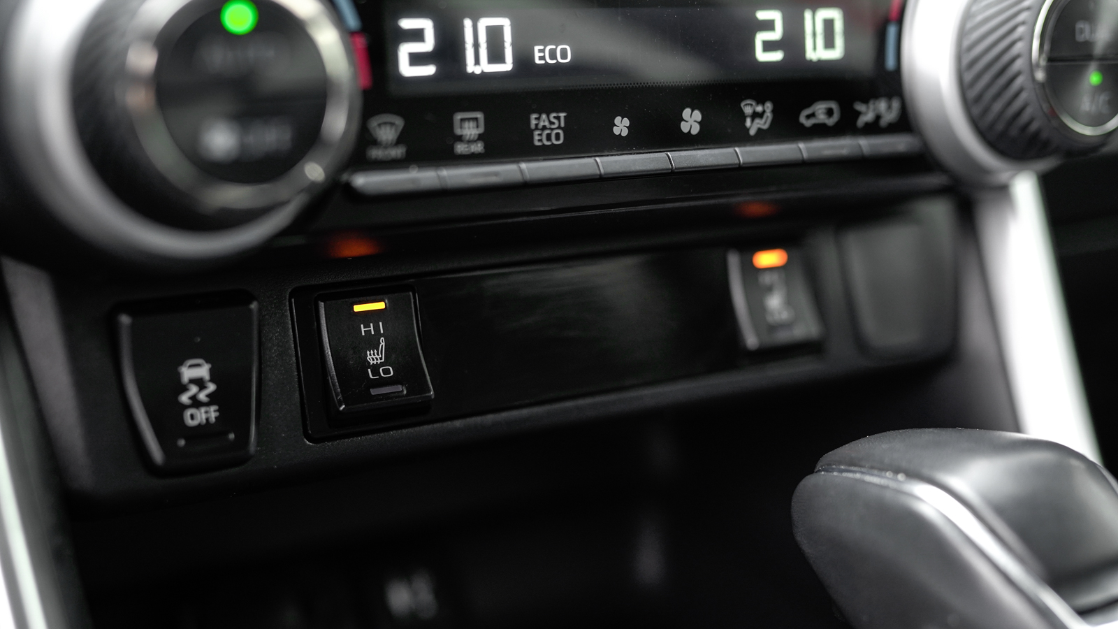 Toyota RAV4 2019 року з пробігом 71543 км, Універсал, Лексус Львів, м.Львів - 1269000 ГРН | Фото № 23