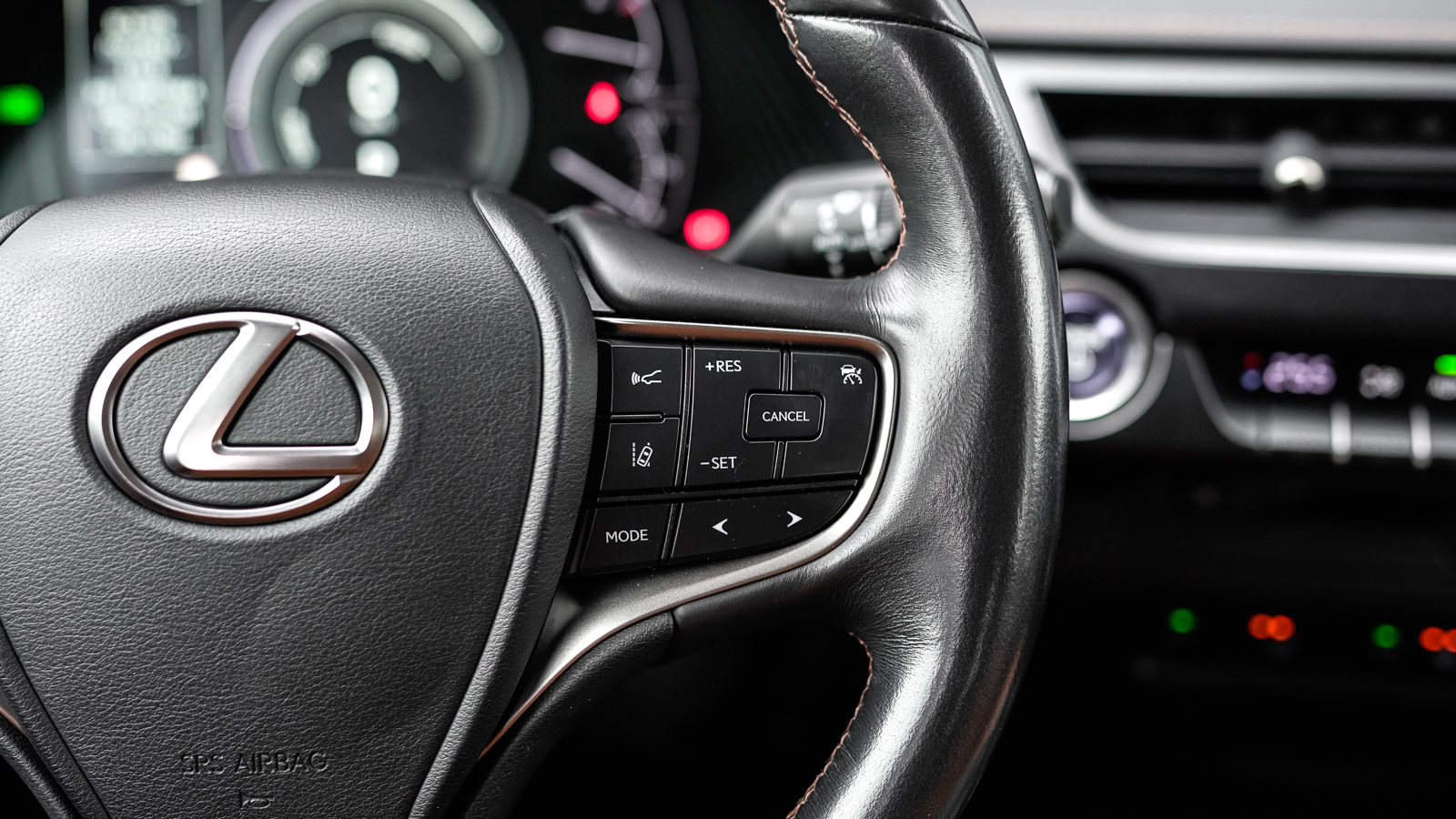 Lexus UX 2019 року з пробігом 100340 км, Хетчбек, Лексус Львів, м.Львів - 1226700 ГРН | Фото № 21