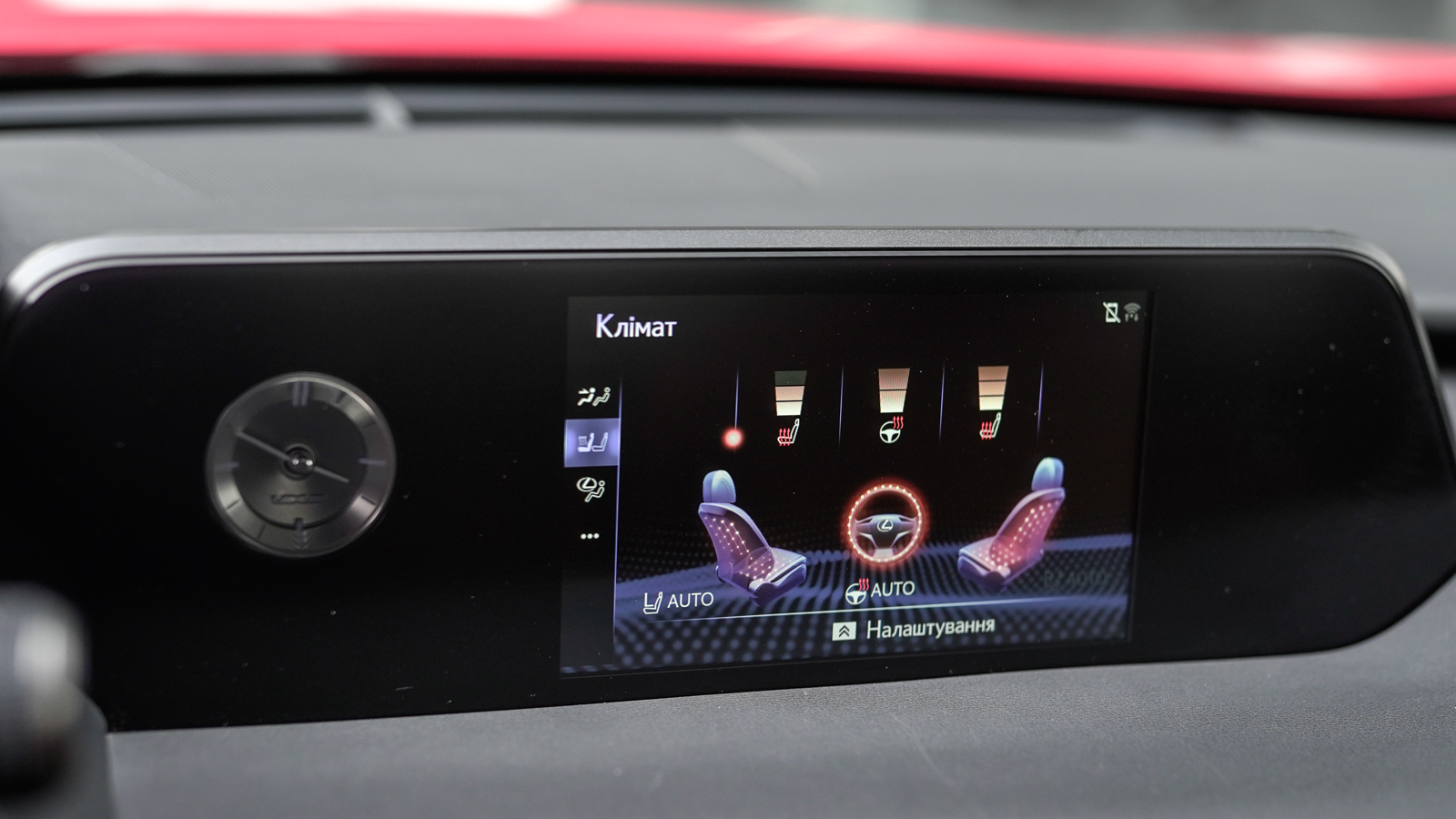 Lexus UX 2019 року з пробігом 100340 км, Хетчбек, Лексус Львів, м.Львів - 1226700 ГРН | Фото № 32