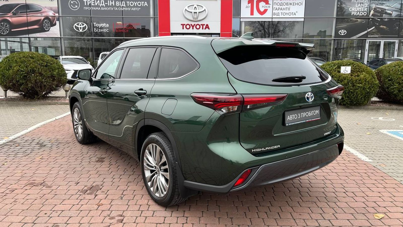 Toyota HIGHLANDER 2024 року з пробігом 2389 км, Універсал, Тойота Центр Хмельницький "Гранд Мотор", м.Хмельницький - 2641500 ГРН | Фото № 2