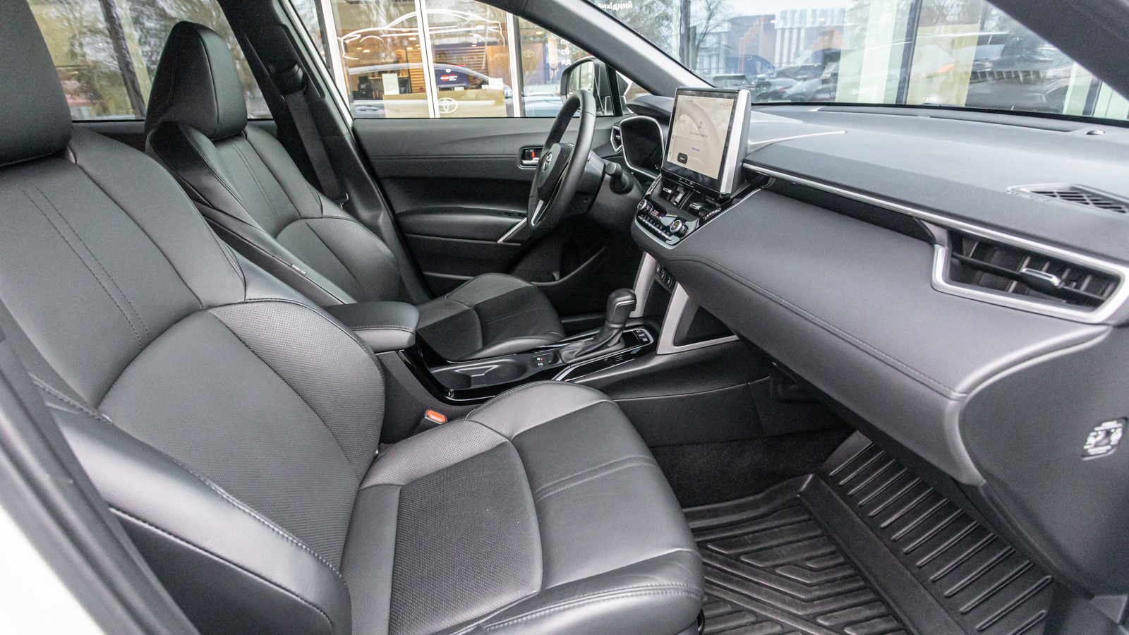 Toyota COROLLA CROSS 2023 року з пробігом 31017 км, Хетчбек, Тойота Центр Дніпро "Алмаз Мотор" на Запорізькому шосе, м.Дніпро - 1482250 ГРН | Фото № 6