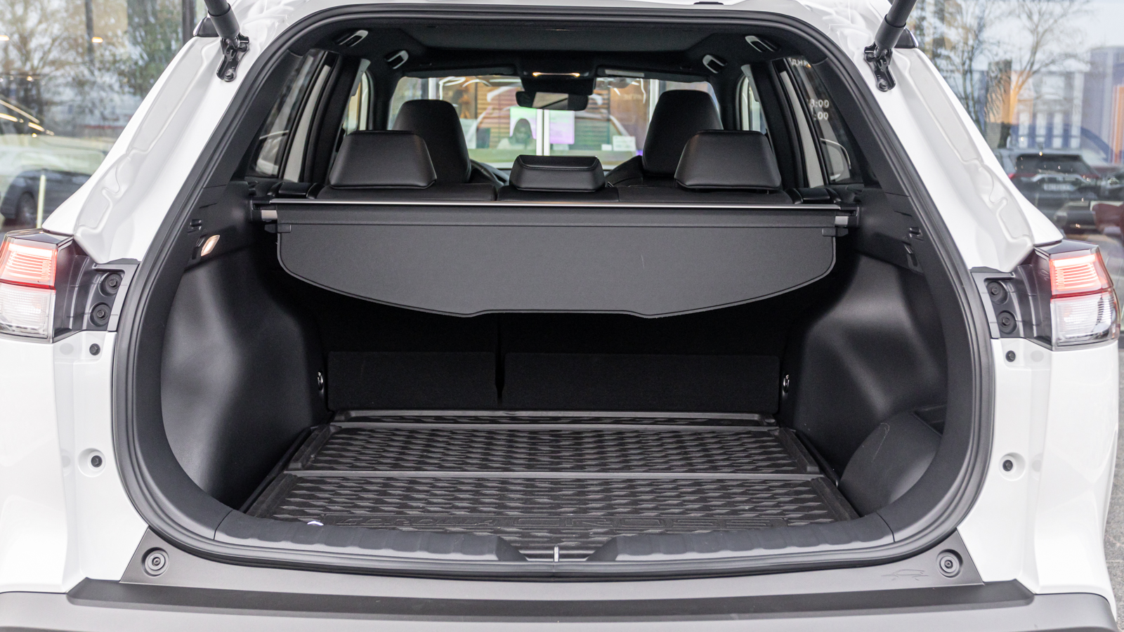 Toyota COROLLA CROSS 2023 року з пробігом 31017 км, Хетчбек, Тойота Центр Дніпро "Алмаз Мотор" на Запорізькому шосе, м.Дніпро - 1482250 ГРН | Фото № 11