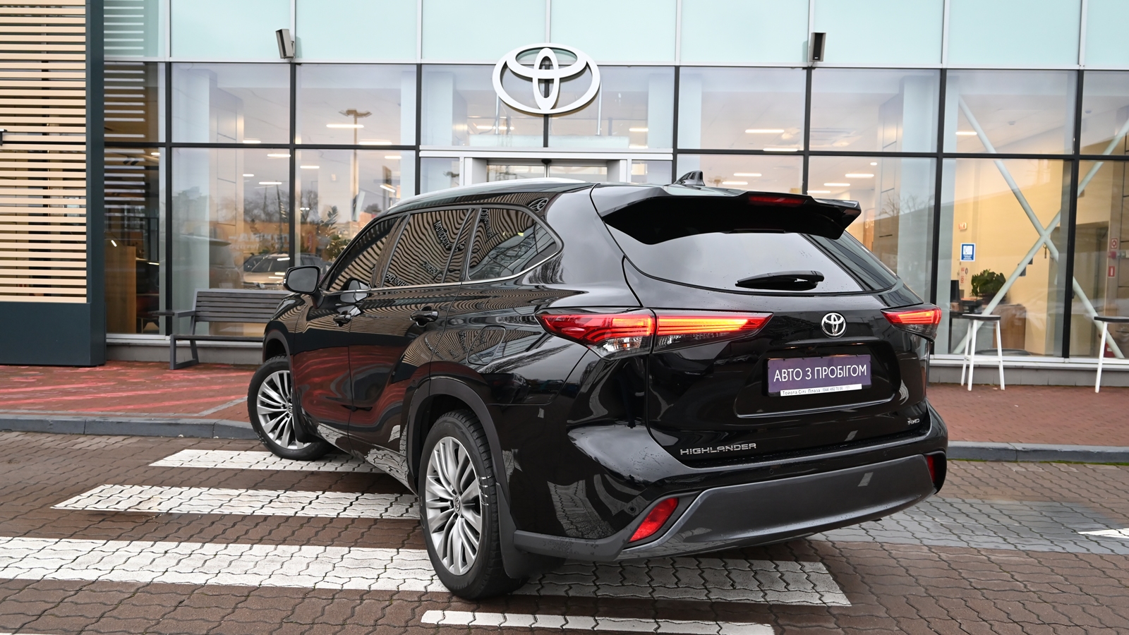 Toyota HIGHLANDER 2020 року з пробігом 86642 км, Універсал, Тойота Центр Київ "Сіті Плаза", м.Київ - 1647150 ГРН | Фото № 2