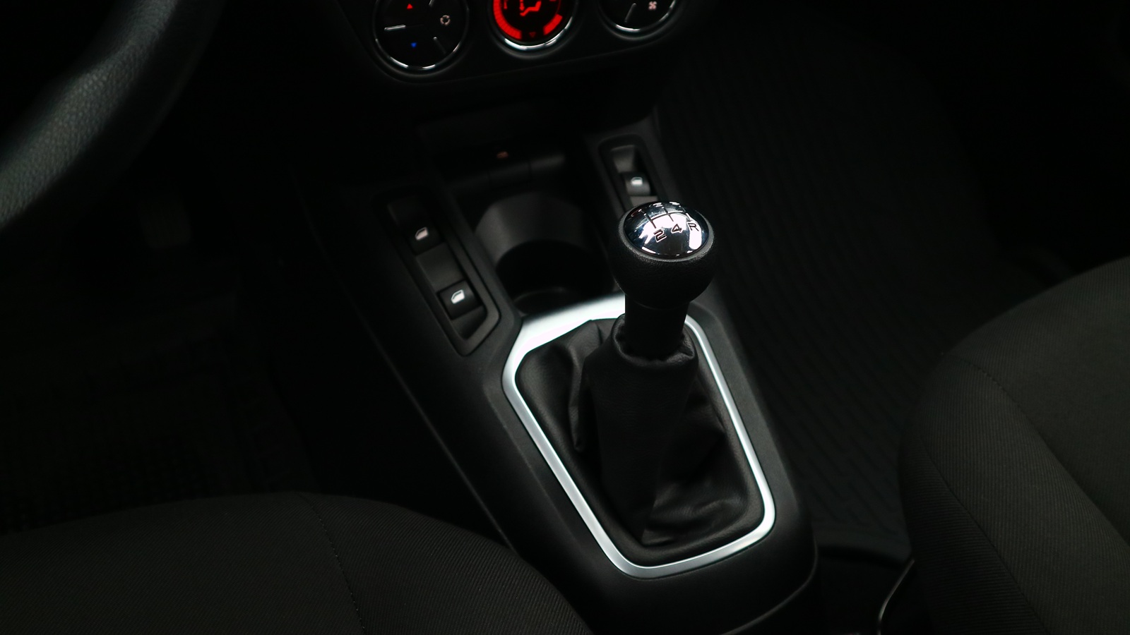 Інші авто PEUGEOT 301 2021 року з пробігом 63539 км, Седан, Тойота Центр Київ "Автосаміт Укравто Столичне", м.Київ - 375000 ГРН | Фото № 19