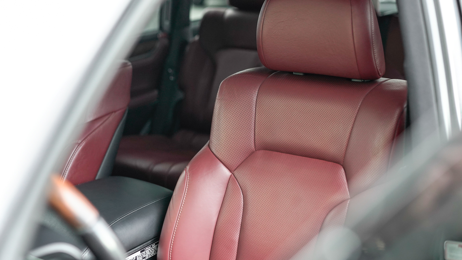 Lexus LX 2017 року, Універсал, Тойота Центр Львів "Діамант", м.Львів | Фото № 16 Lexus LX 2017 року з пробігом 137702 км, Універсал, Тойота Центр Львів "Діамант", м.Львів - 2664900 ГРН | Фото № 16