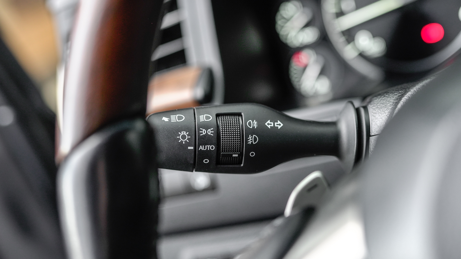 Lexus LX 2017 року, Універсал, Тойота Центр Львів "Діамант", м.Львів | Фото № 22 Lexus LX 2017 року з пробігом 137702 км, Універсал, Тойота Центр Львів "Діамант", м.Львів - 2664900 ГРН | Фото № 22