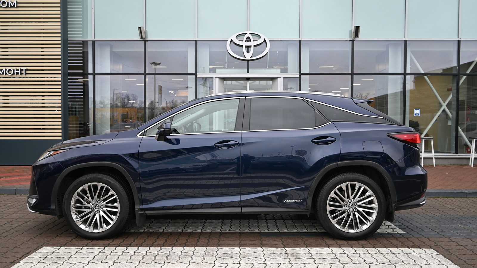 Lexus RX 450h 2022 року з пробігом 38394 км, Універсал, Тойота Центр Київ "Сіті Плаза", м.Київ - 2173850 ГРН | Фото № 3