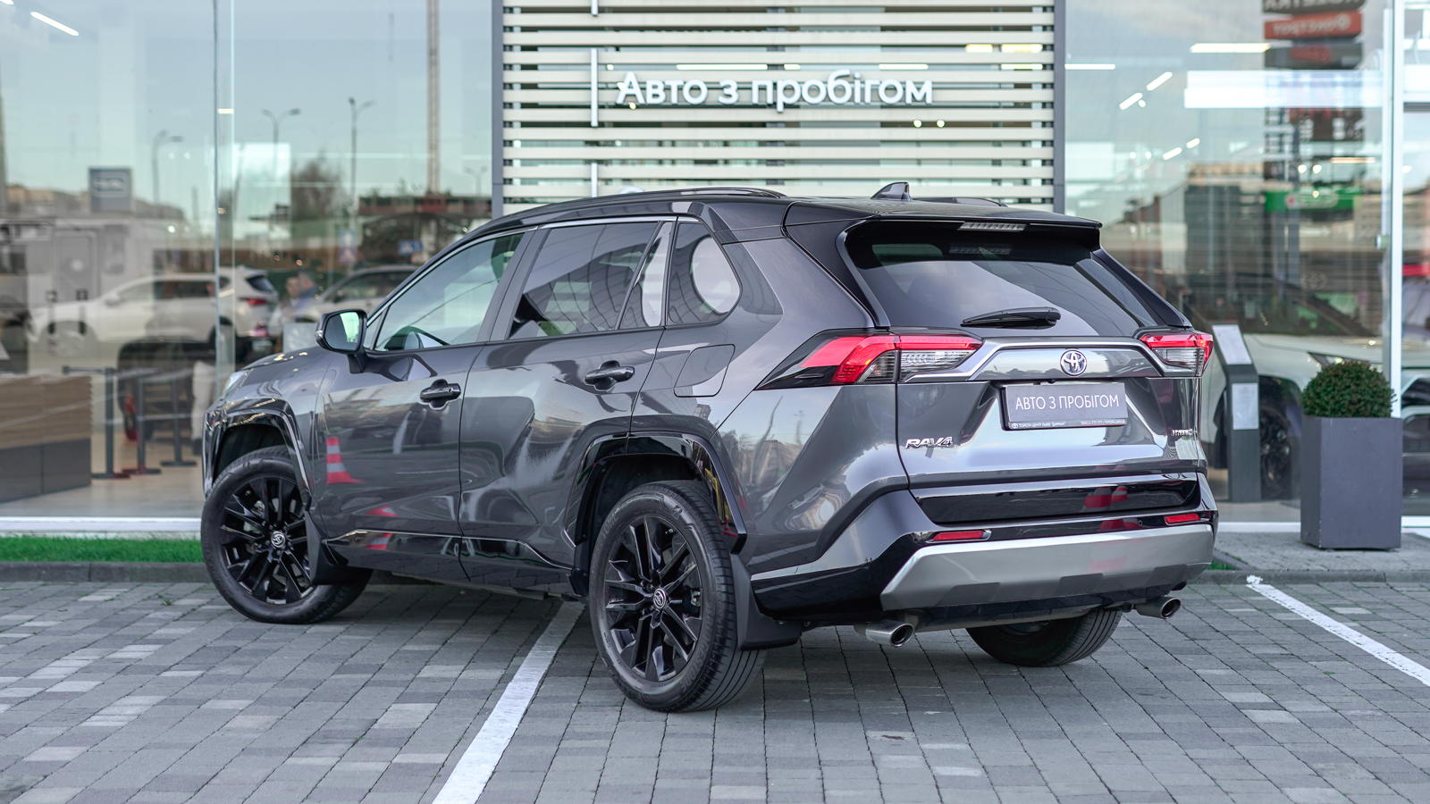 Toyota RAV4 2023 року з пробігом 70022 км, Універсал, Тойота Центр Львів "Діамант", м.Львів - 1818900 ГРН | Фото № 2