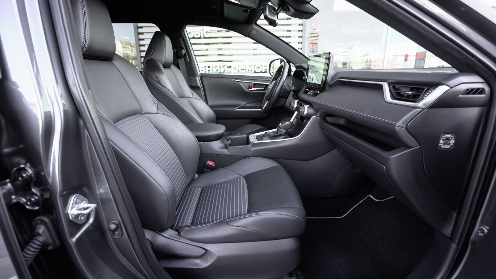 Toyota RAV4 2023 року з пробігом 70022 км, Універсал, Тойота Центр Львів "Діамант", м.Львів - 1818900 ГРН | Фото № 6