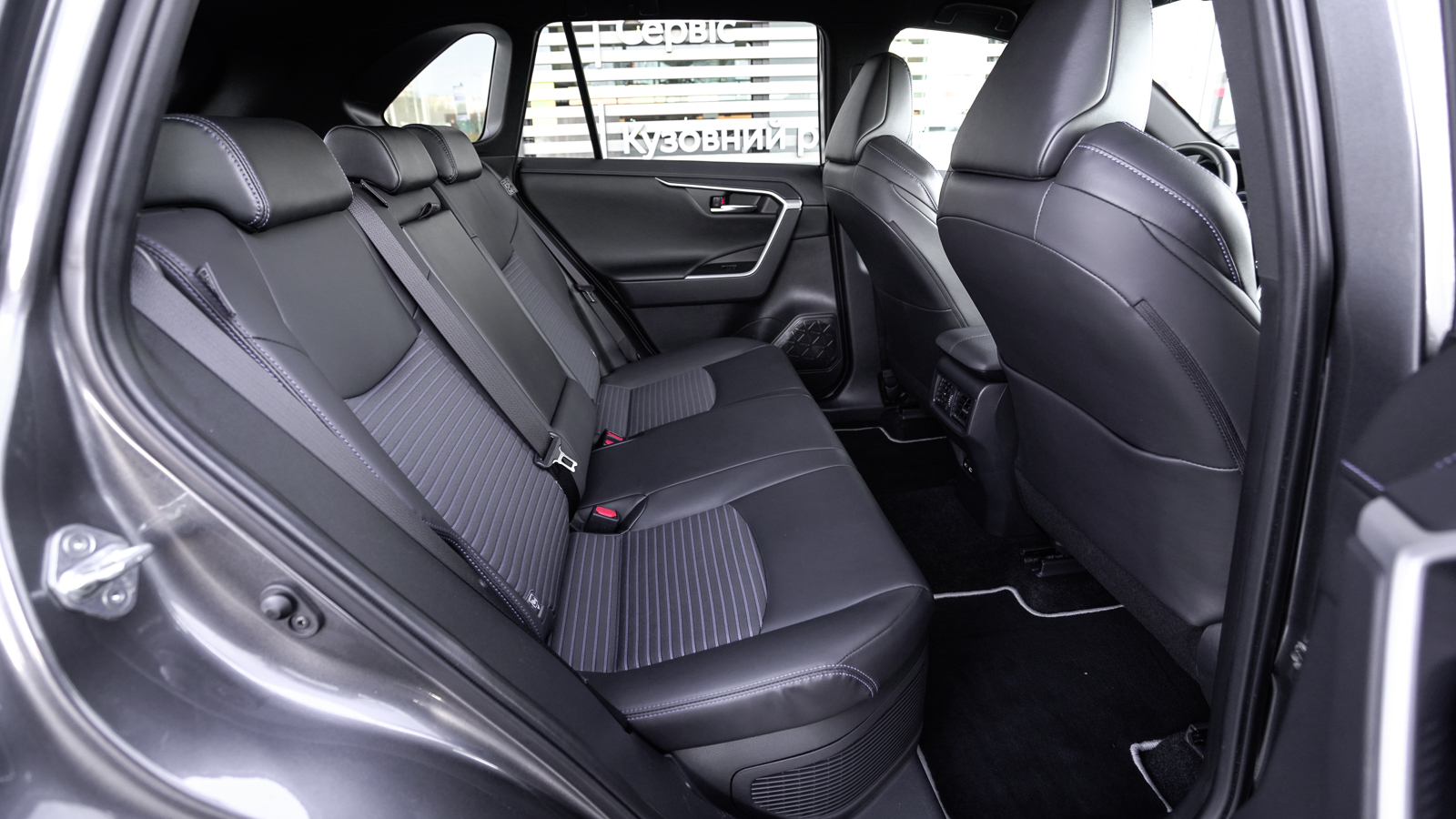 Toyota RAV4 2023 року з пробігом 70022 км, Універсал, Тойота Центр Львів "Діамант", м.Львів - 1818900 ГРН | Фото № 7