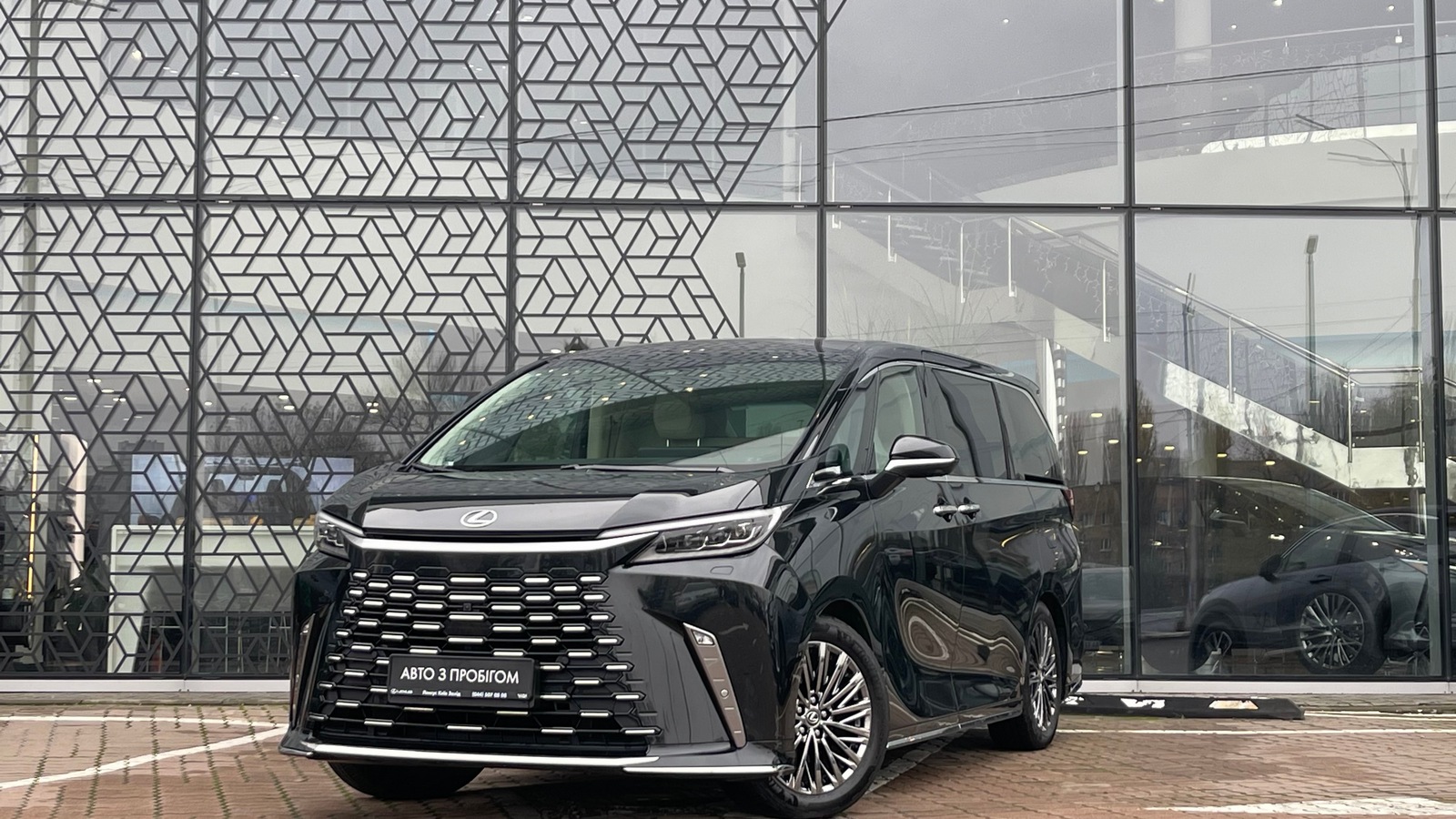 Lexus LM 350h 2024 року з пробігом 54476 км, Універсал, Лексус Київ Захід, м.Київ - 5460000 ГРН | Фото № 1