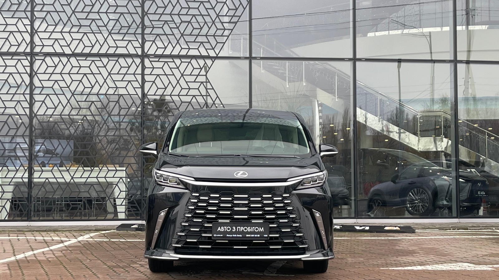 Lexus LM 350h 2024 року з пробігом 54476 км, Універсал, Лексус Київ Захід, м.Київ - 5460000 ГРН | Фото № 5