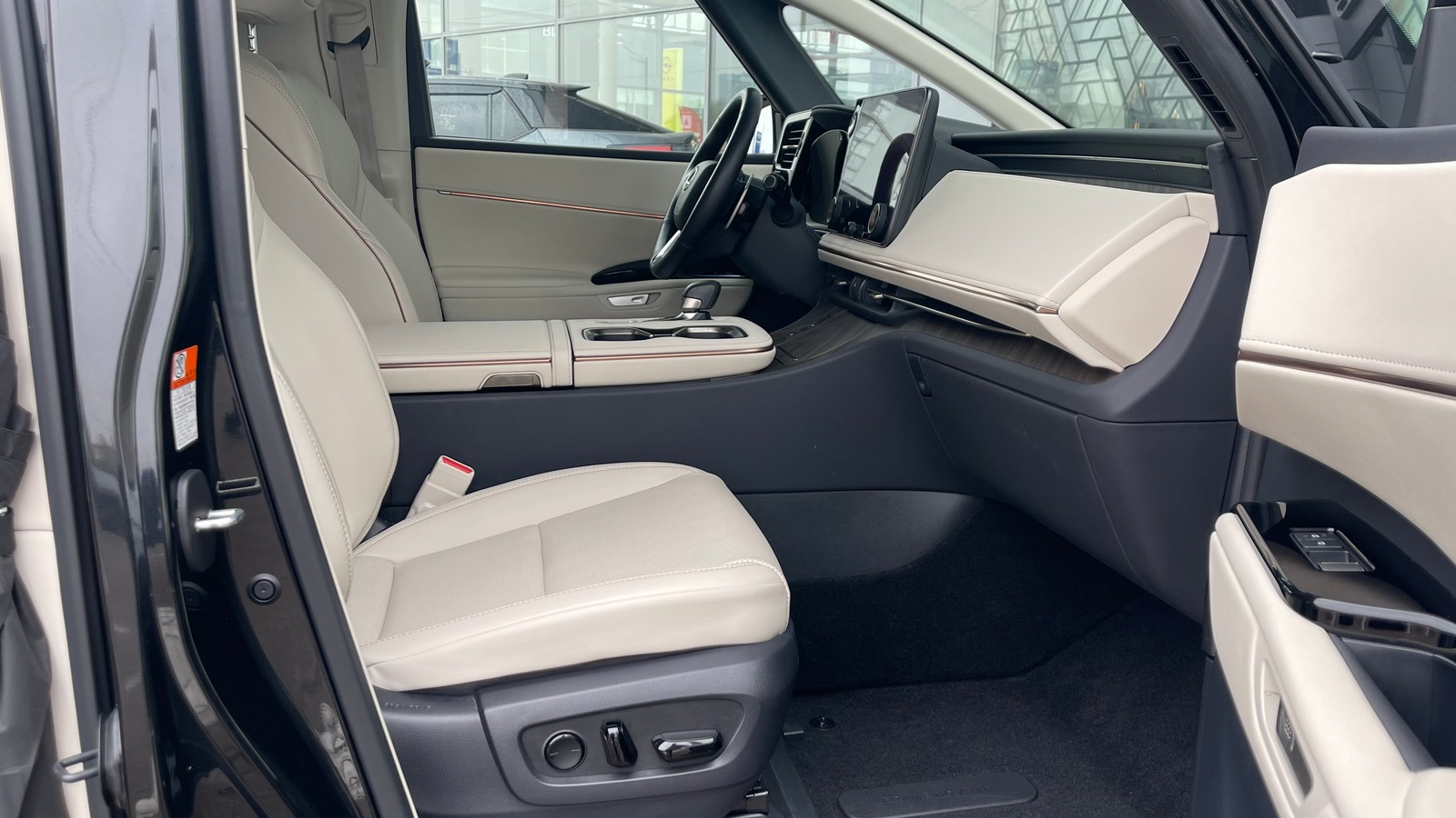 Lexus LM 350h 2024 року з пробігом 54476 км, Універсал, Лексус Київ Захід, м.Київ - 5460000 ГРН | Фото № 6