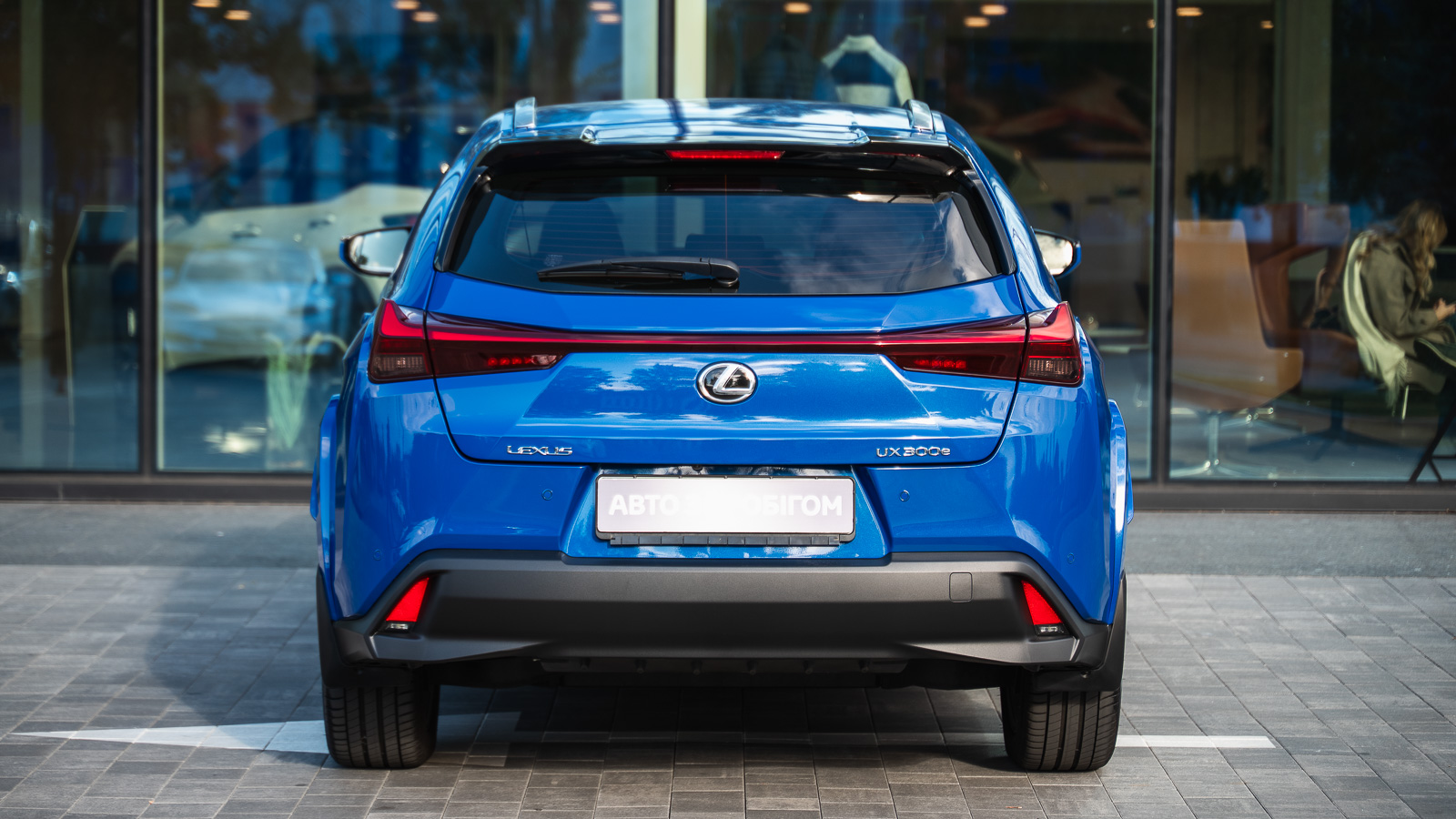 Lexus UX 300e 2023 року з пробігом 5786 км, Хетчбек, Лексус Дніпро, м.Дніпро - 1536600 ГРН | Фото № 4