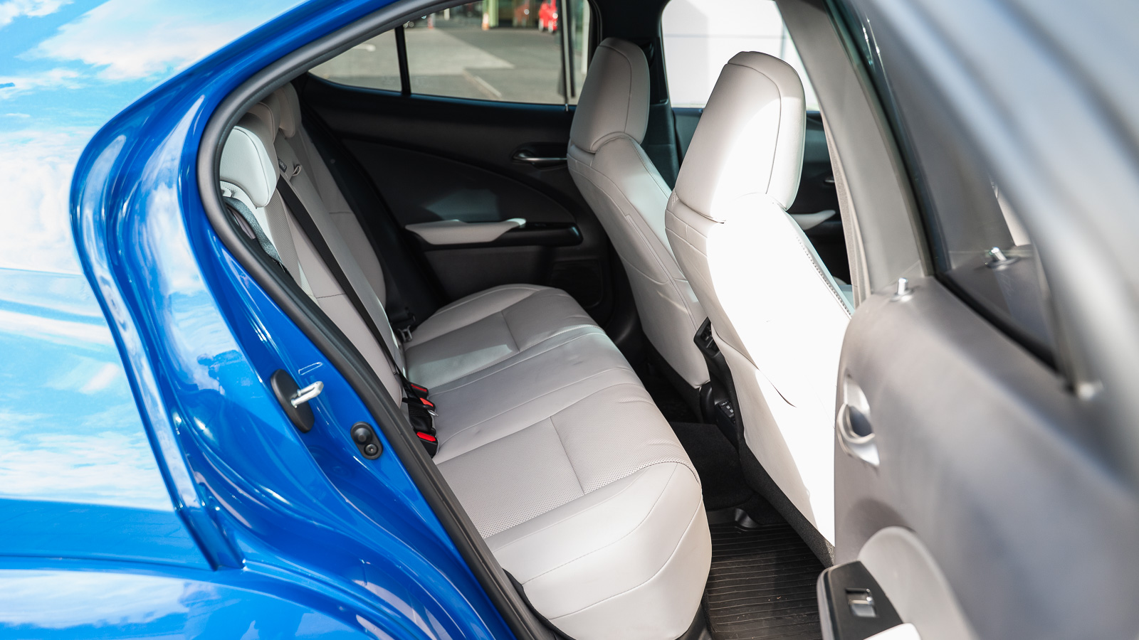 Lexus UX 300e 2023 року з пробігом 5786 км, Хетчбек, Лексус Дніпро, м.Дніпро - 1536600 ГРН | Фото № 7