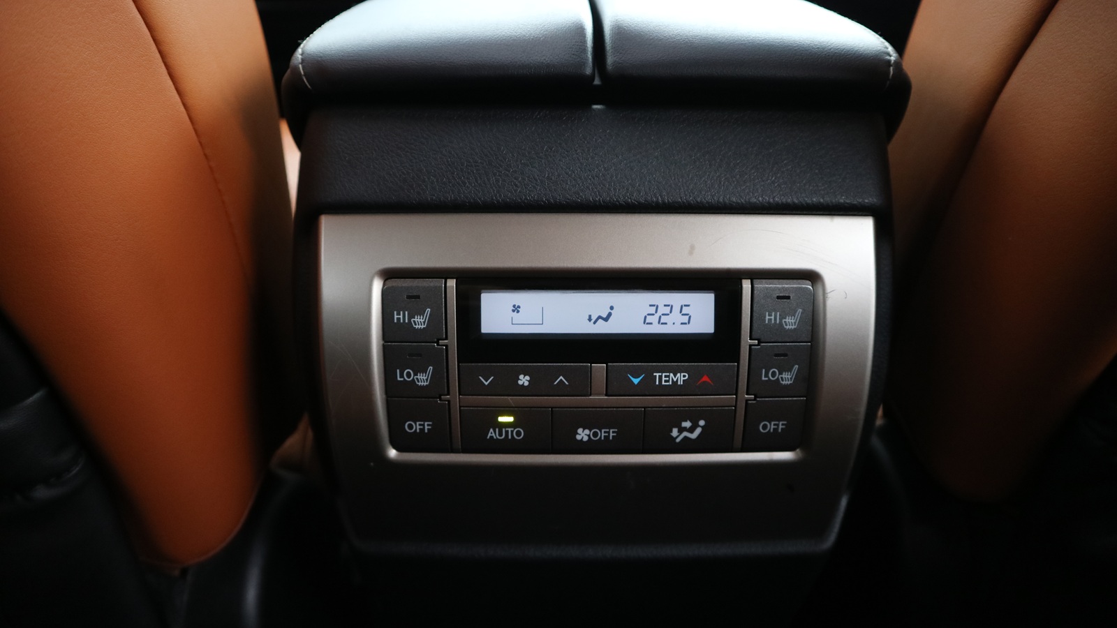 Lexus GX 2013 року з пробігом 283914 км, Універсал, Тойота Центр Київ "Автосаміт Укравто Столичне", м.Київ - 1168000 ГРН | Фото № 24