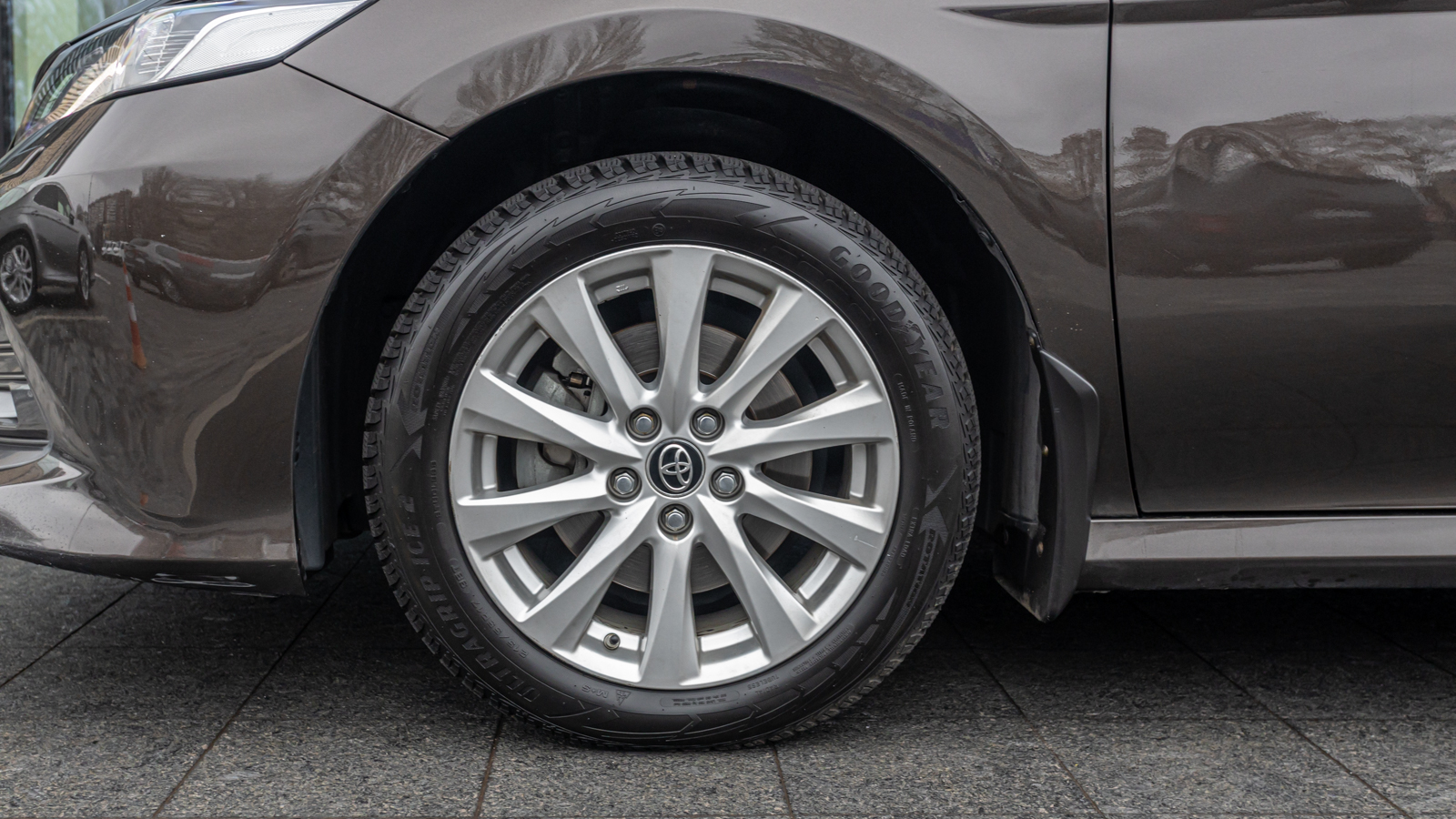 Toyota CAMRY 2018 року з пробігом 143023 км, Седан, Тойота Центр Дніпро "Алмаз Мотор" на Запорізькому шосе, м.Дніпро - 924000 ГРН | Фото № 16