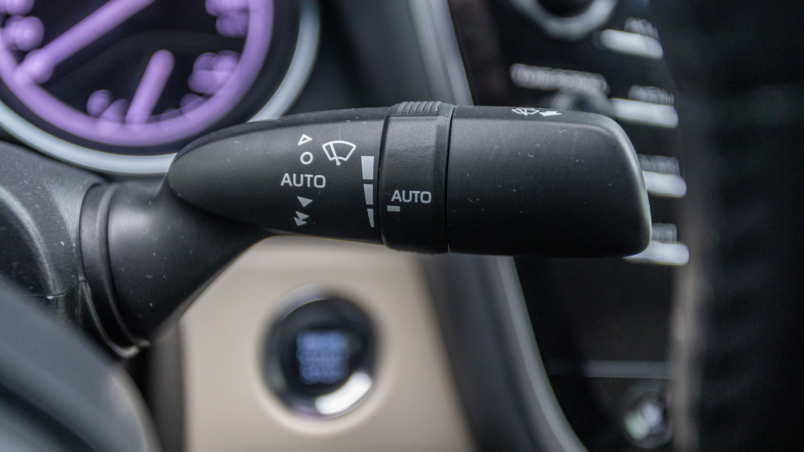 Toyota CAMRY 2018 року з пробігом 143023 км, Седан, Тойота Центр Дніпро "Алмаз Мотор" на Запорізькому шосе, м.Дніпро - 924000 ГРН | Фото № 23