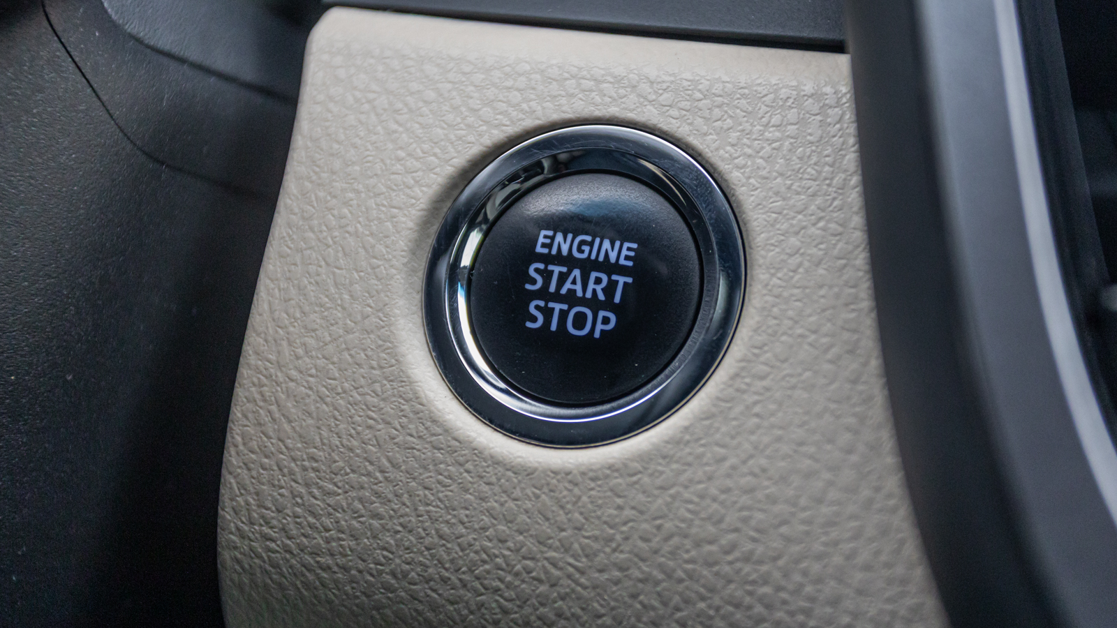 Toyota CAMRY 2018 року з пробігом 143023 км, Седан, Тойота Центр Дніпро "Алмаз Мотор" на Запорізькому шосе, м.Дніпро - 924000 ГРН | Фото № 30