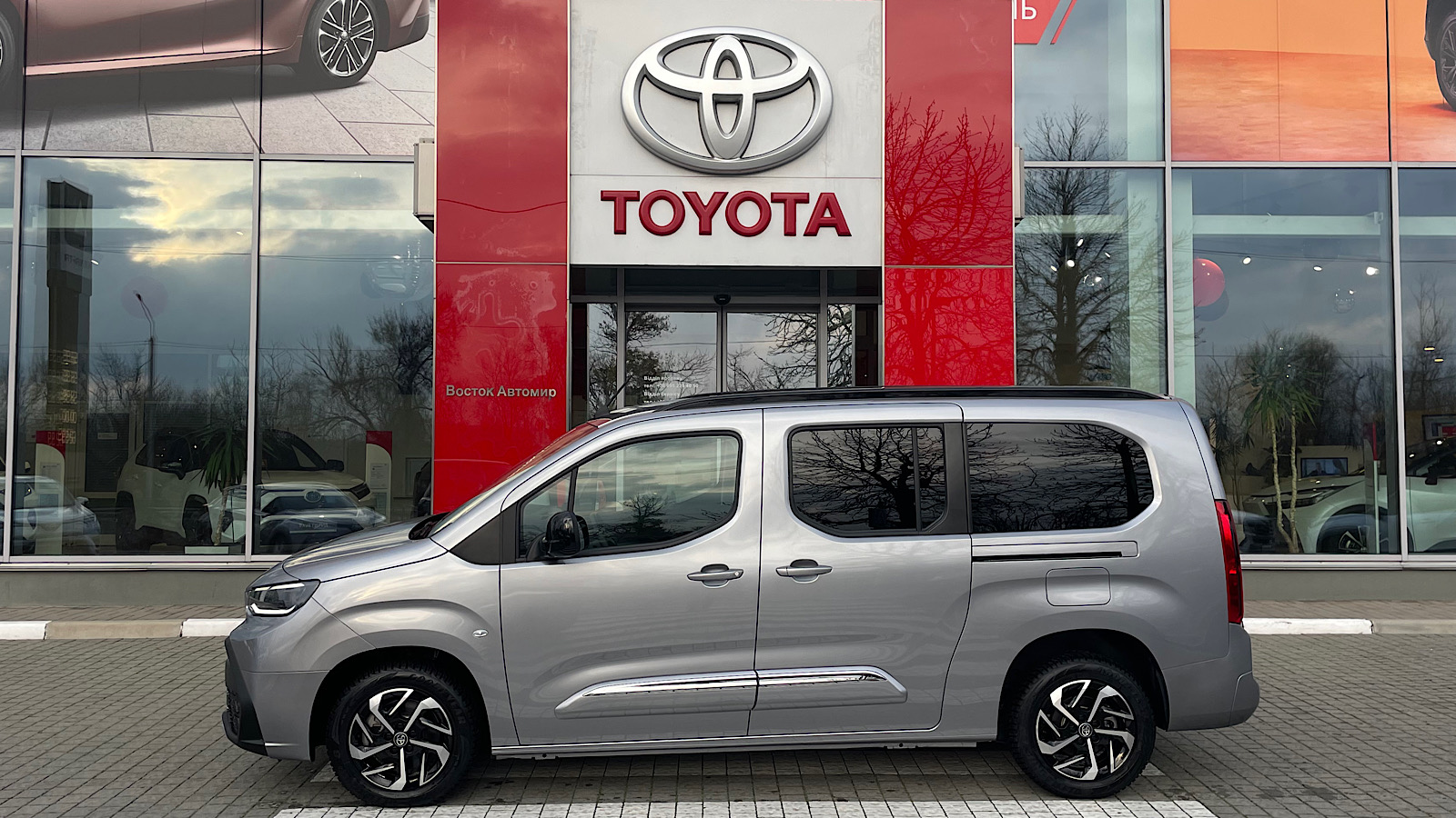 Toyota PROACE CITY VERSO 2024 року з пробігом 103 км, Мінівен, Тойота Центр Запоріжжя "Восток Автомир", м.Запоріжжя - 1374350 ГРН | Фото № 3