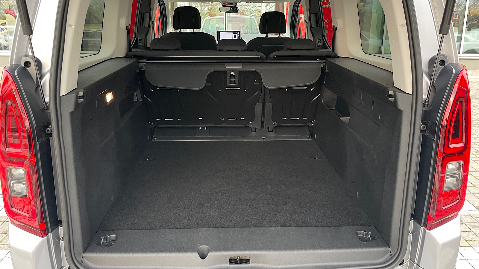 Toyota PROACE CITY VERSO 2024 року з пробігом 103 км, Мінівен, Тойота Центр Запоріжжя "Восток Автомир", м.Запоріжжя - 1374350 ГРН | Фото № 10