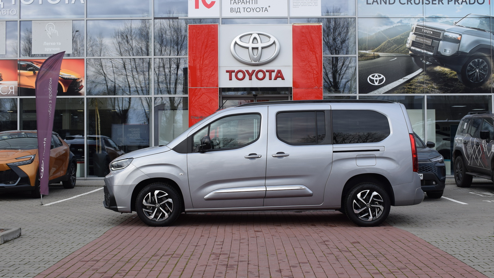 Toyota PROACE CITY VERSO 2024 року з пробігом 161 км, Універсал, Тойота Центр Житомир "Стар - Кар", м.Житомир - 1392600 ГРН | Фото № 3