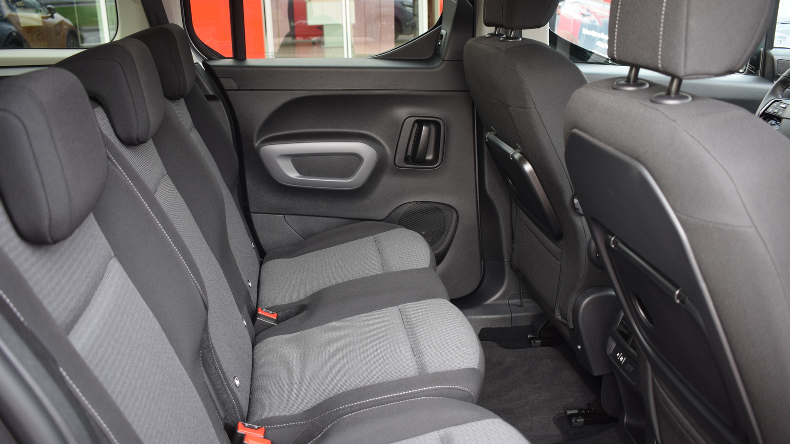 Toyota PROACE CITY VERSO 2024 року з пробігом 161 км, Універсал, Тойота Центр Житомир "Стар - Кар", м.Житомир - 1392600 ГРН | Фото № 7