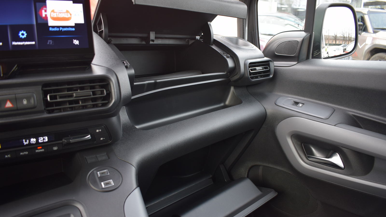 Toyota PROACE CITY VERSO 2024 року з пробігом 161 км, Універсал, Тойота Центр Житомир "Стар - Кар", м.Житомир - 1392600 ГРН | Фото № 27