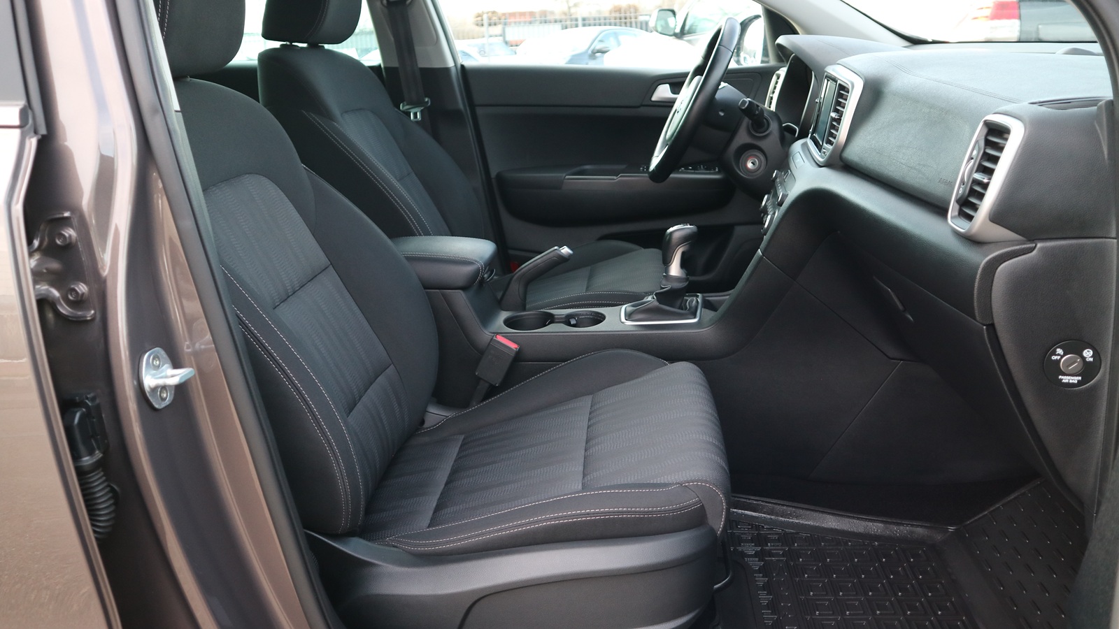 Інші авто KIA SPORTAGE 2019 року з пробігом 66554 км, Універсал, Тойота Центр Київ "Автосаміт Укравто Столичне", м.Київ - 747000 ГРН | Фото № 6