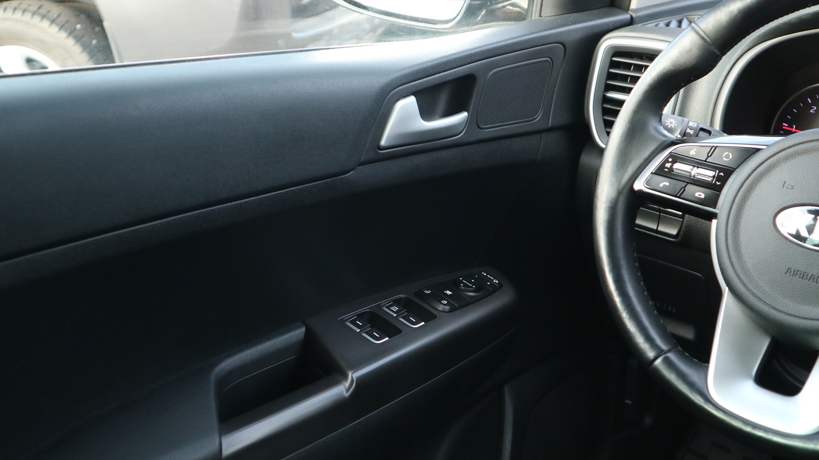 Інші авто KIA SPORTAGE 2019 року з пробігом 66554 км, Універсал, Тойота Центр Київ "Автосаміт Укравто Столичне", м.Київ - 747000 ГРН | Фото № 16