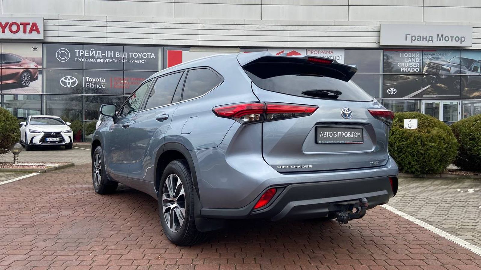 Toyota HIGHLANDER 2021 року з пробігом 93984 км, Універсал, Тойота Центр Хмельницький "Гранд Мотор", м.Хмельницький - 1675400 ГРН | Фото № 2