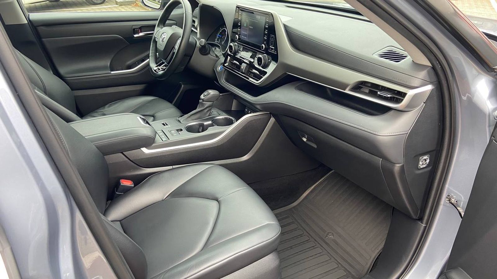 Toyota HIGHLANDER 2021 року з пробігом 93984 км, Універсал, Тойота Центр Хмельницький "Гранд Мотор", м.Хмельницький - 1675400 ГРН | Фото № 6