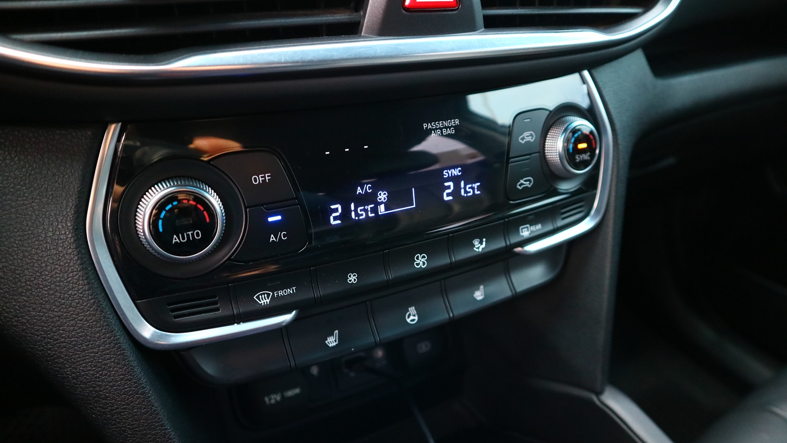 Інші авто HYUNDAI SANTA FE 2018 року з пробігом 192563 км, Універсал, Тойота Центр Київ "Автосаміт Укравто Столичне", м.Київ - 1108000 ГРН | Фото № 24