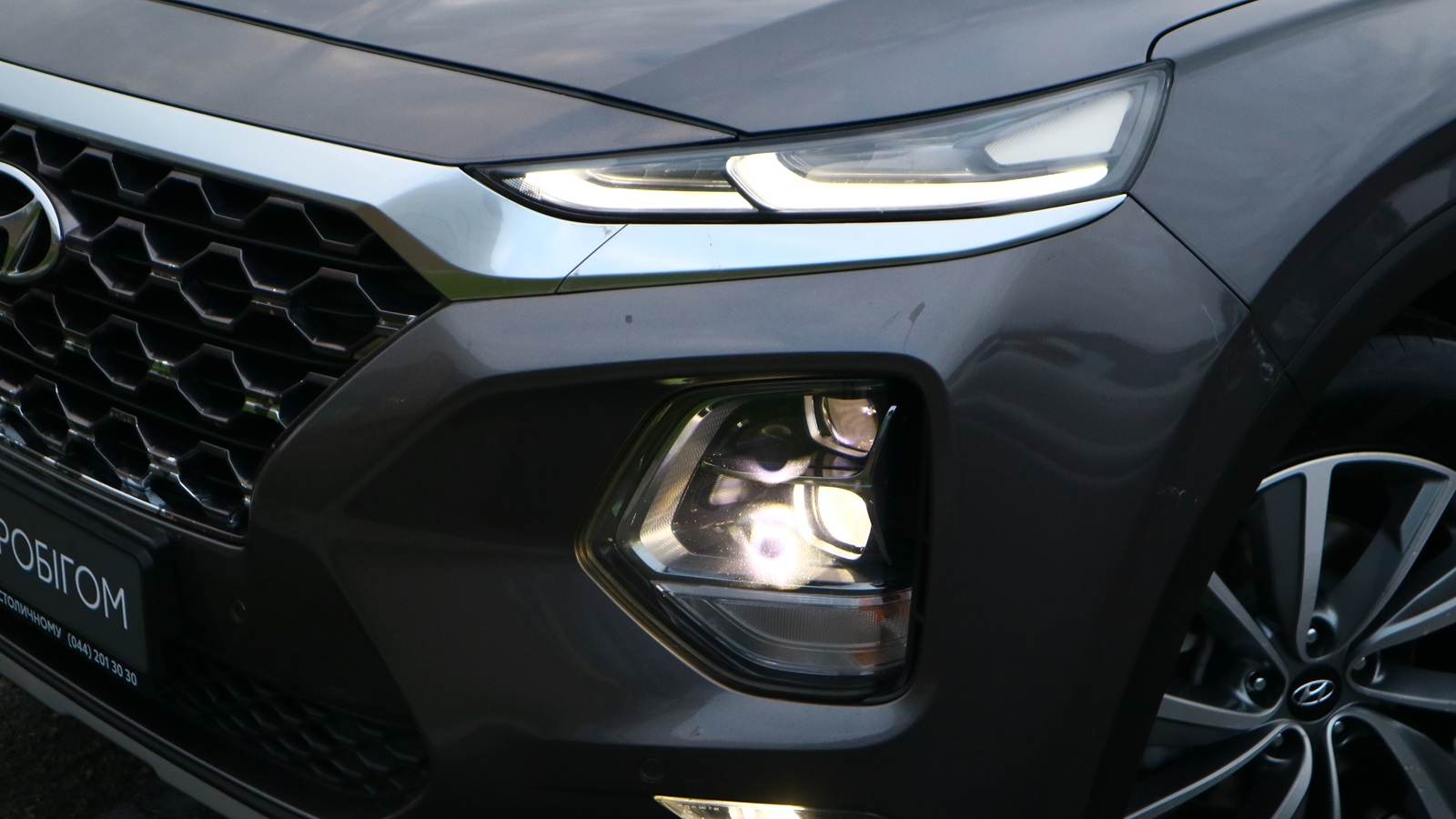 Інші авто HYUNDAI SANTA FE 2018 року з пробігом 192563 км, Універсал, Тойота Центр Київ "Автосаміт Укравто Столичне", м.Київ - 1108000 ГРН | Фото № 26