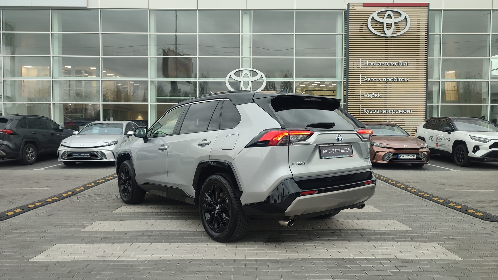 Toyota RAV4 2024 року з пробігом 26078 км, Універсал, Тойота Центр Київ "ВіДі Автострада", м.Київ - 1768000 ГРН | Фото № 2