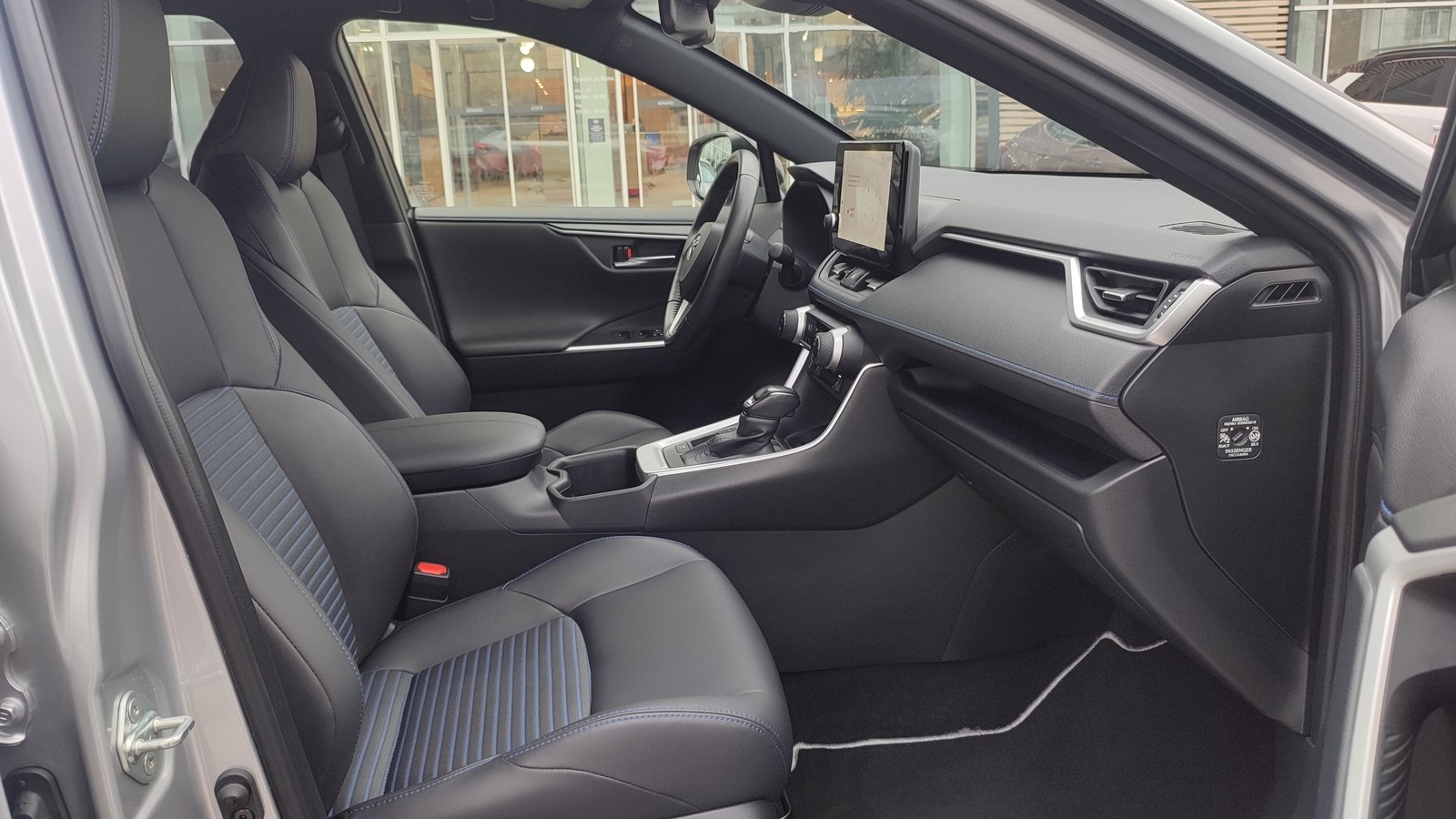 Toyota RAV4 2024 року з пробігом 26078 км, Універсал, Тойота Центр Київ "ВіДі Автострада", м.Київ - 1768000 ГРН | Фото № 6