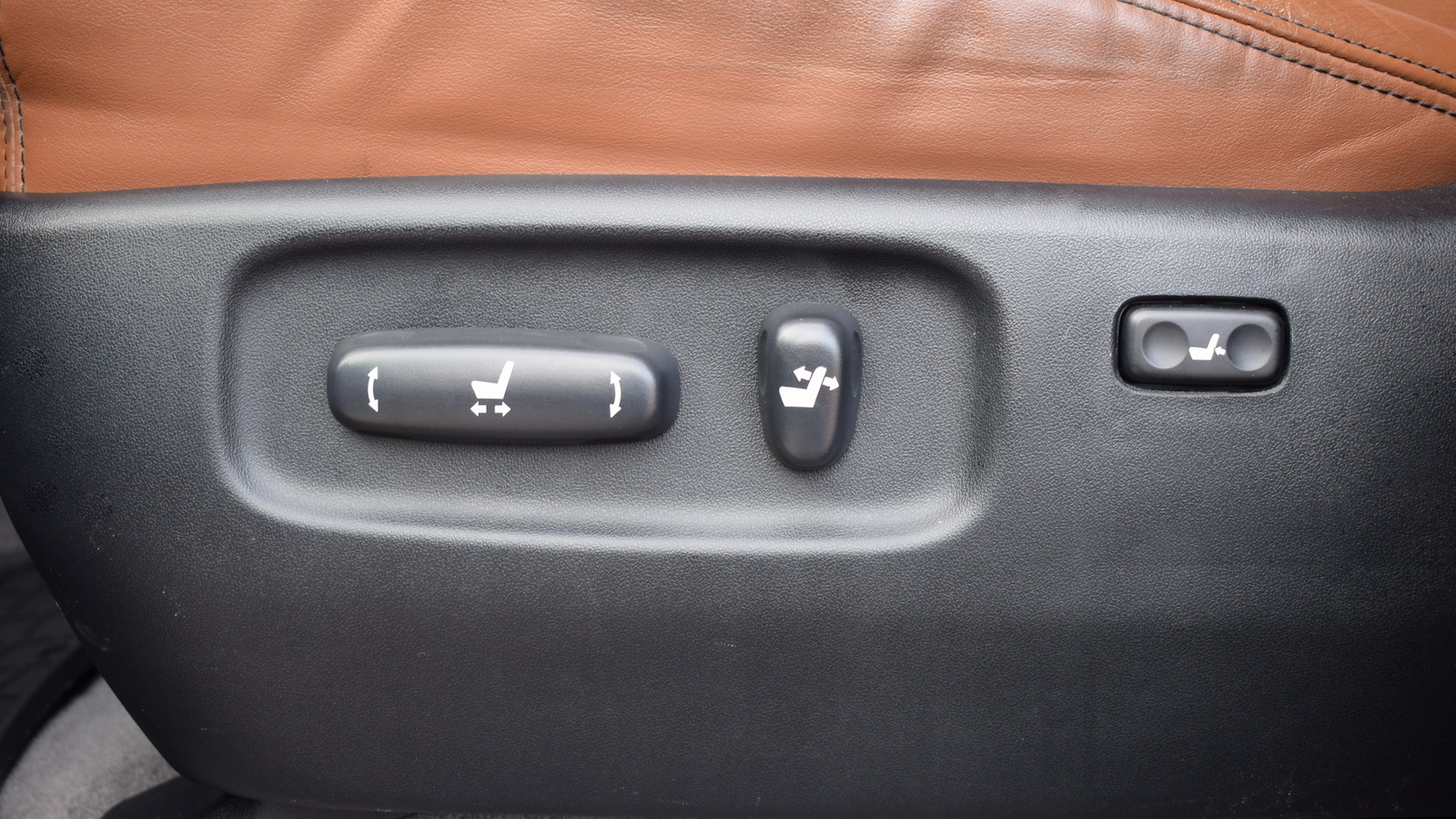 Toyota LAND CRUISER 2014 року з пробігом 155813 км, Універсал, Тойота Центр Житомир "Стар - Кар", м.Житомир - 1598000 ГРН | Фото № 19