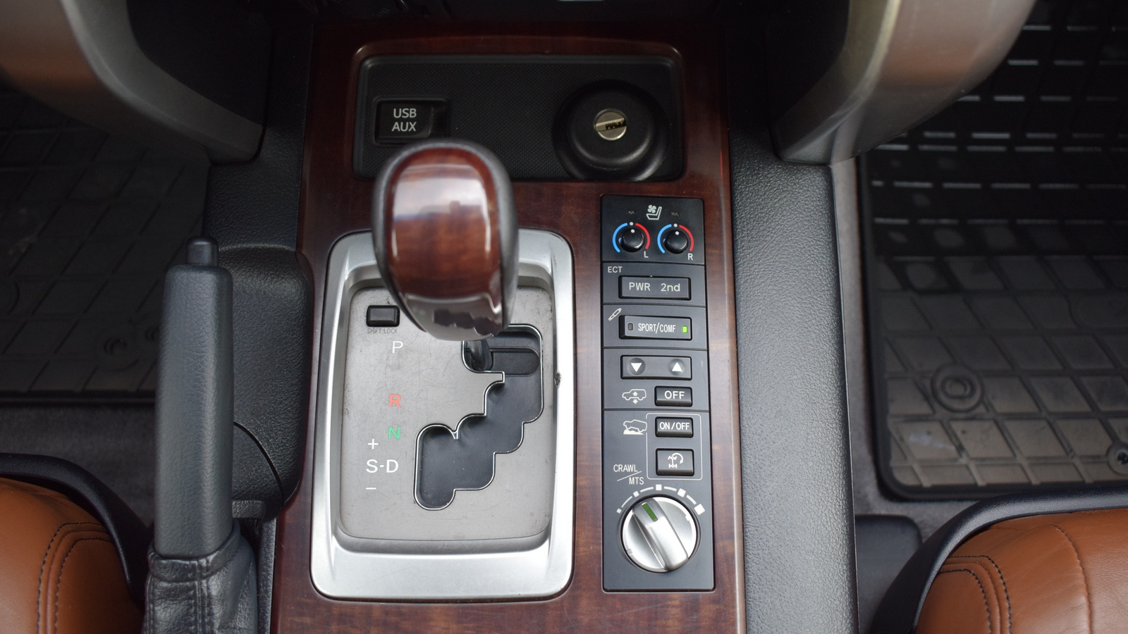 Toyota LAND CRUISER 2014 року з пробігом 155813 км, Універсал, Тойота Центр Житомир "Стар - Кар", м.Житомир - 1598000 ГРН | Фото № 20