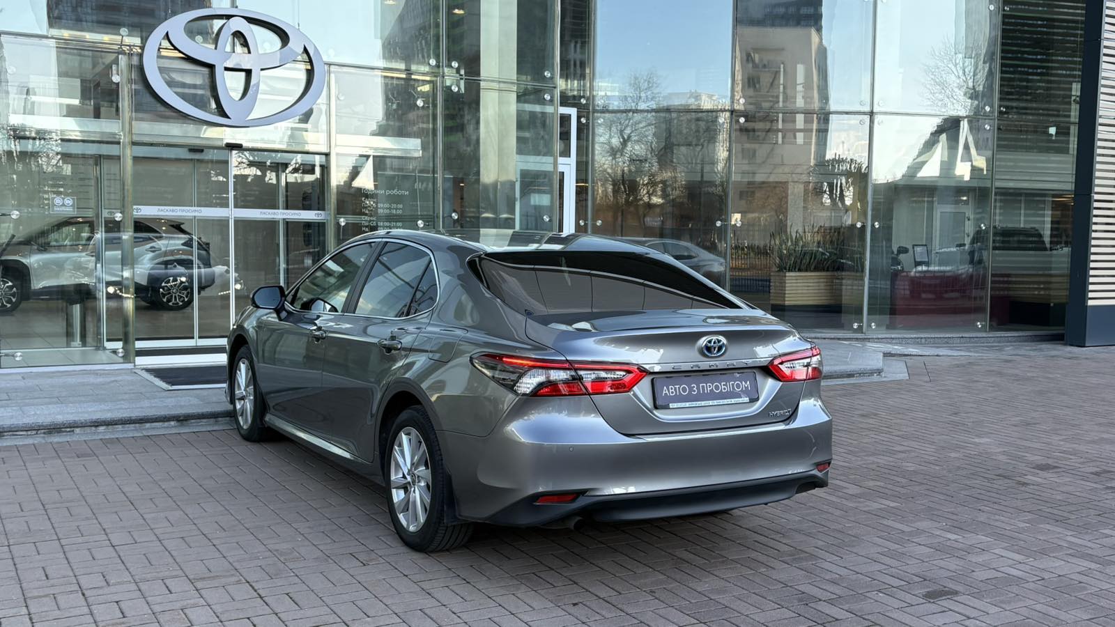 Toyota CAMRY 2021 року з пробігом 32925 км, Седан, Тойота Центр Київ "Автосаміт Укравто", м.Київ - 1479360 ГРН | Фото № 2