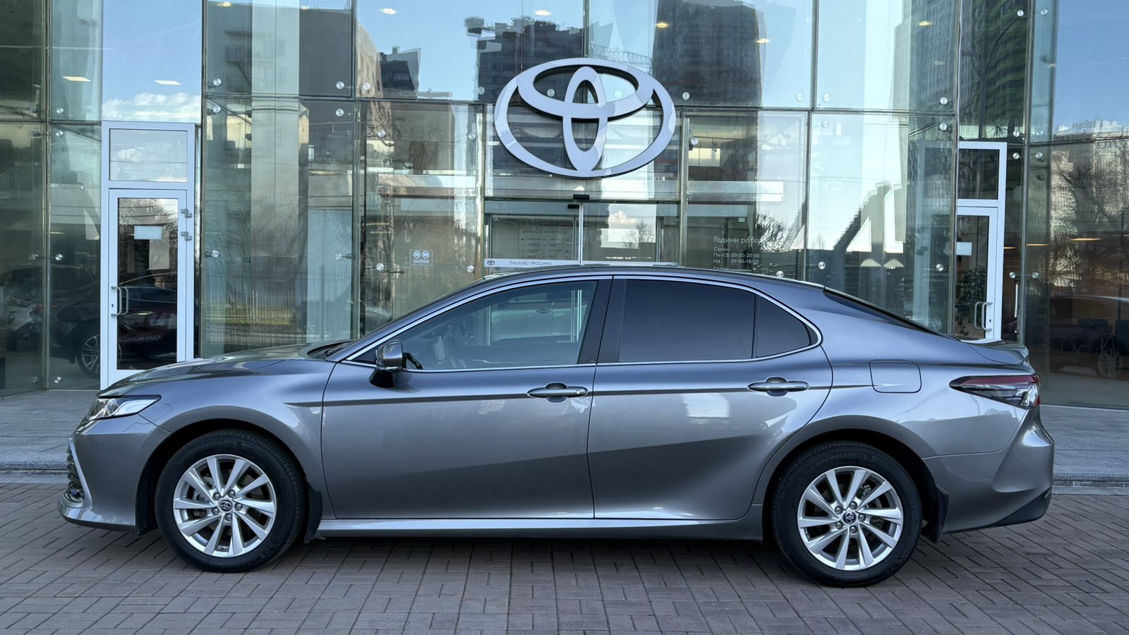 Toyota CAMRY 2021 року з пробігом 32925 км, Седан, Тойота Центр Київ "Автосаміт Укравто", м.Київ - 1479360 ГРН | Фото № 3