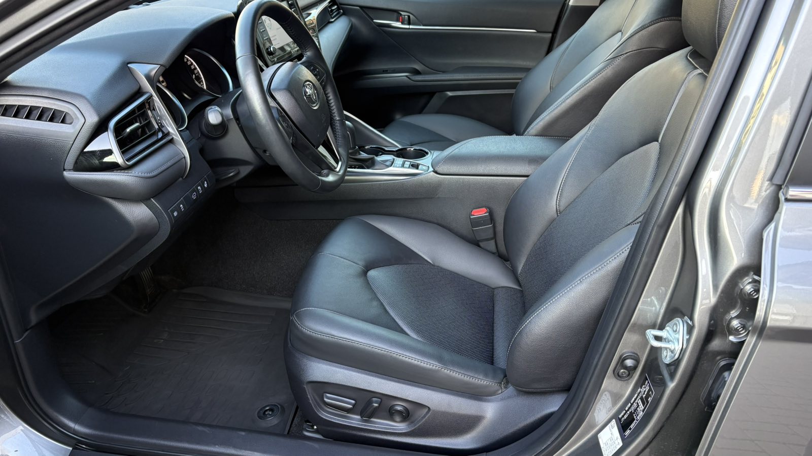 Toyota CAMRY 2021 року з пробігом 32925 км, Седан, Тойота Центр Київ "Автосаміт Укравто", м.Київ - 1479360 ГРН | Фото № 12