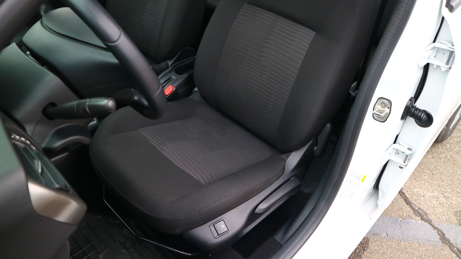 Інші авто PEUGEOT 301 2021 року з пробігом 61991 км, Седан, Тойота Центр Київ "Автосаміт Укравто Столичне", м.Київ - 365000 ГРН | Фото № 14