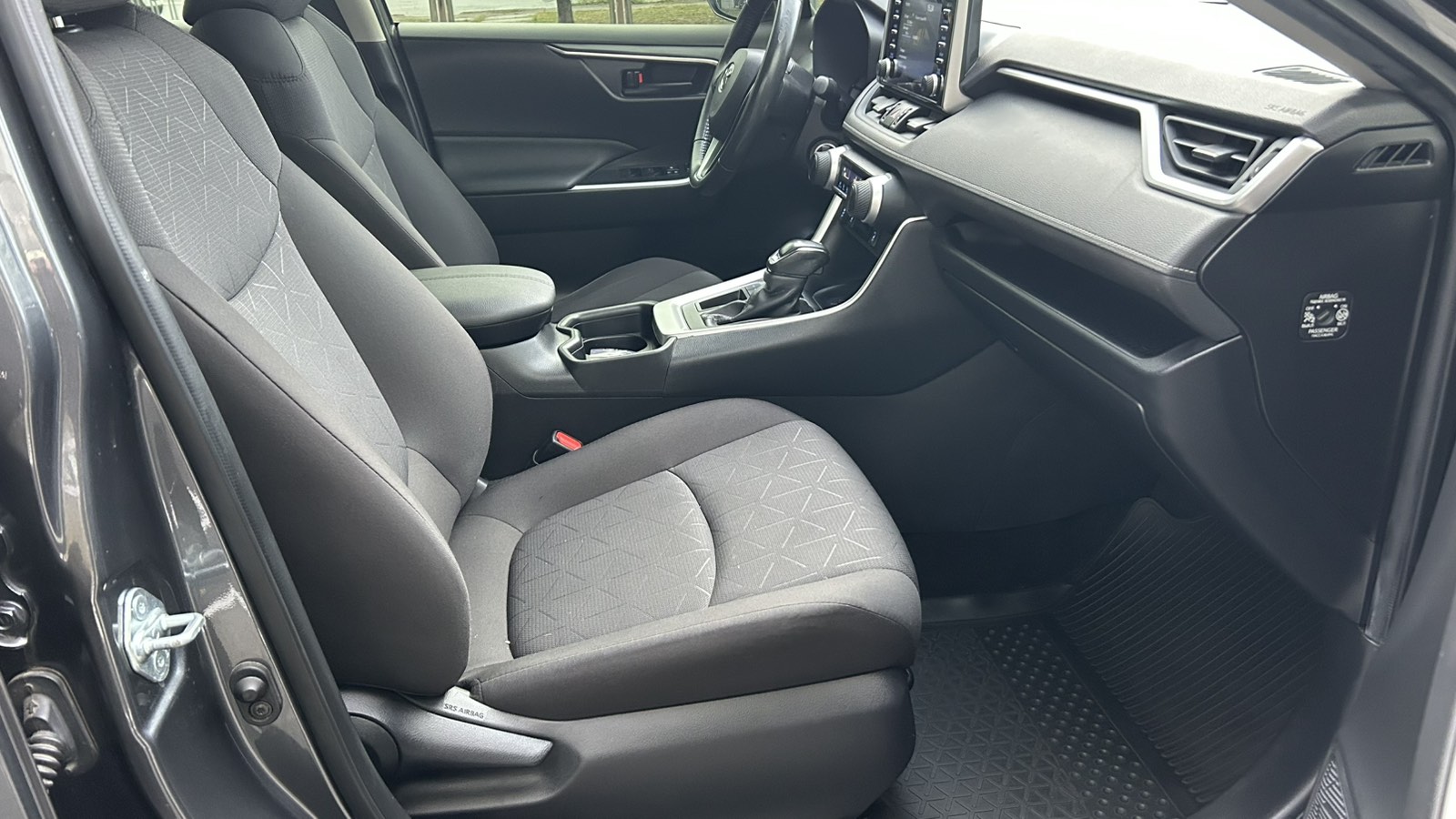 Toyota RAV4 2020 року з пробігом 51479 км, Універсал, Тойота Центр Київ "Автосаміт Укравто", м.Київ - 1200600 ГРН | Фото № 6