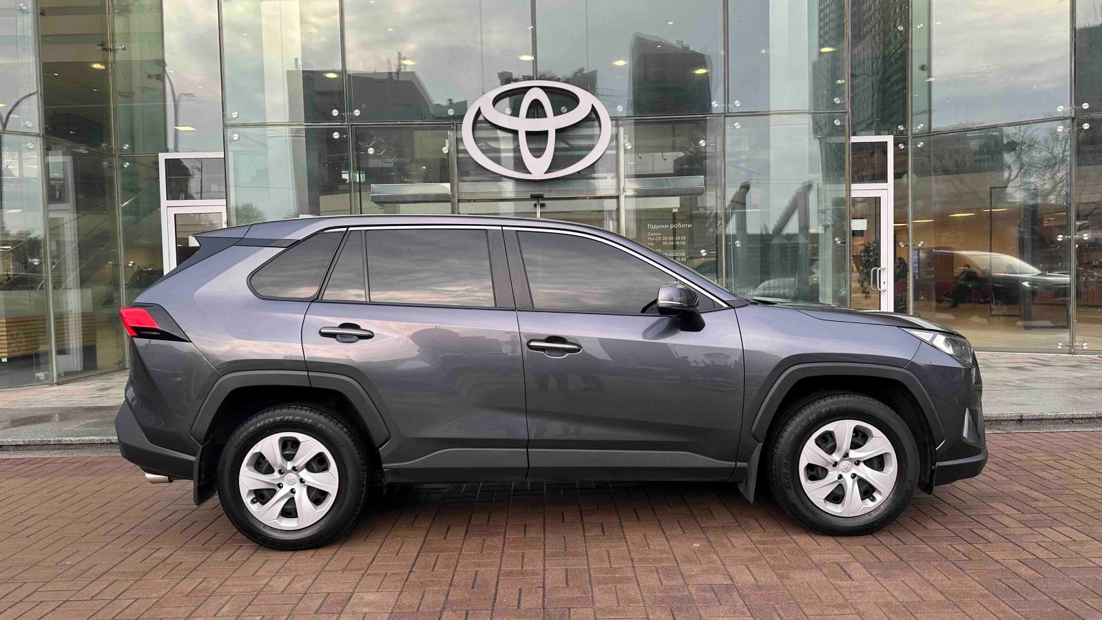 Toyota RAV4 2020 року з пробігом 51479 км, Універсал, Тойота Центр Київ "Автосаміт Укравто", м.Київ - 1200600 ГРН | Фото № 16