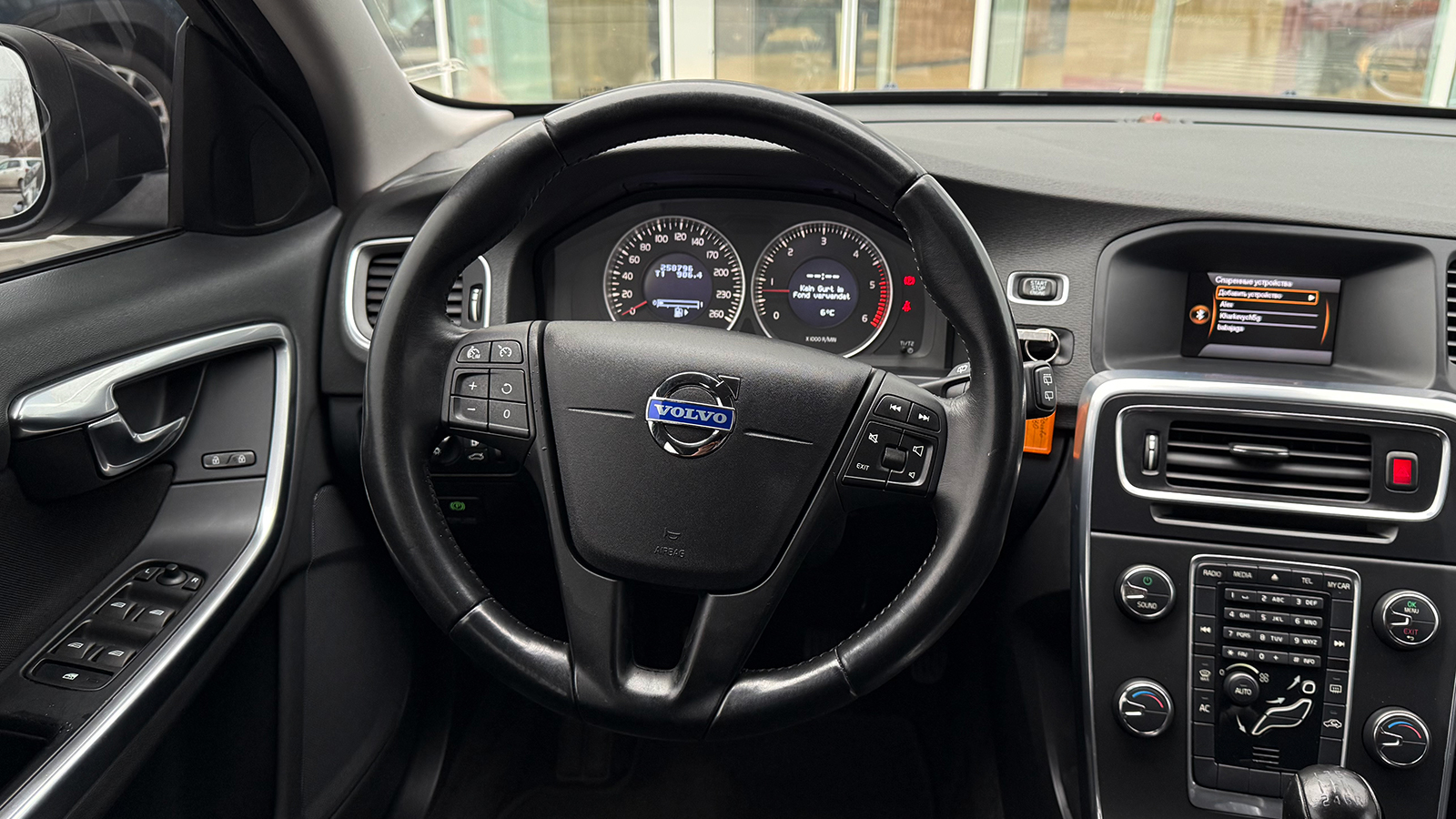 Інші авто VOLVO V60 2011 року з пробігом 258796 км, Універсал, Тойота Центр Рівне "Агат Авто", м.Рівне - 359550 ГРН | Фото № 9