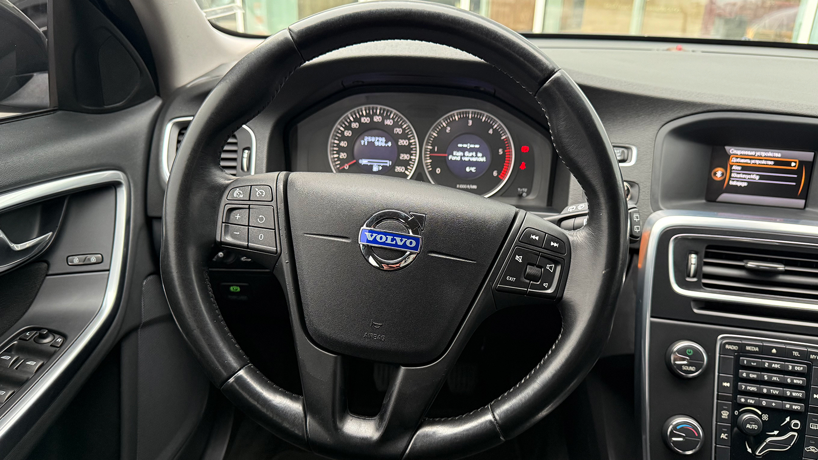 Інші авто VOLVO V60 2011 року з пробігом 258796 км, Універсал, Тойота Центр Рівне "Агат Авто", м.Рівне - 359550 ГРН | Фото № 13