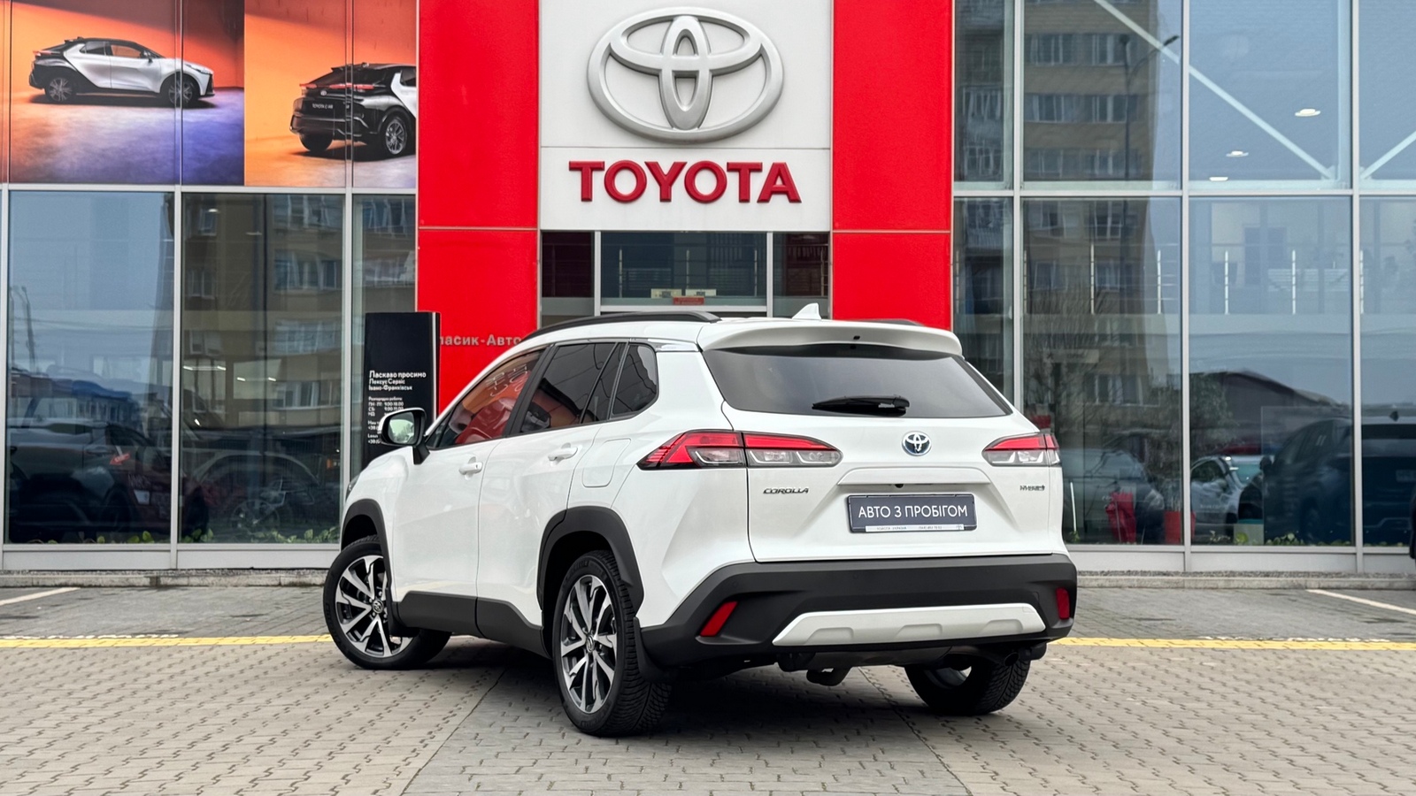 Toyota COROLLA CROSS 2022 року з пробігом 35728 км, Хетчбек, Тойота Центр Івано-Франківськ "Класик-Авто", м.Івано-Франківськ - 1478400 ГРН | Фото № 2