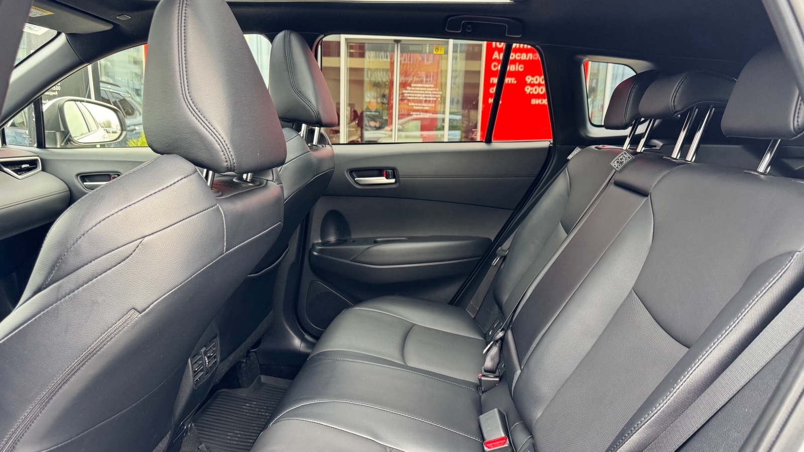 Toyota COROLLA CROSS 2022 року з пробігом 35728 км, Хетчбек, Тойота Центр Івано-Франківськ "Класик-Авто", м.Івано-Франківськ - 1478400 ГРН | Фото № 11