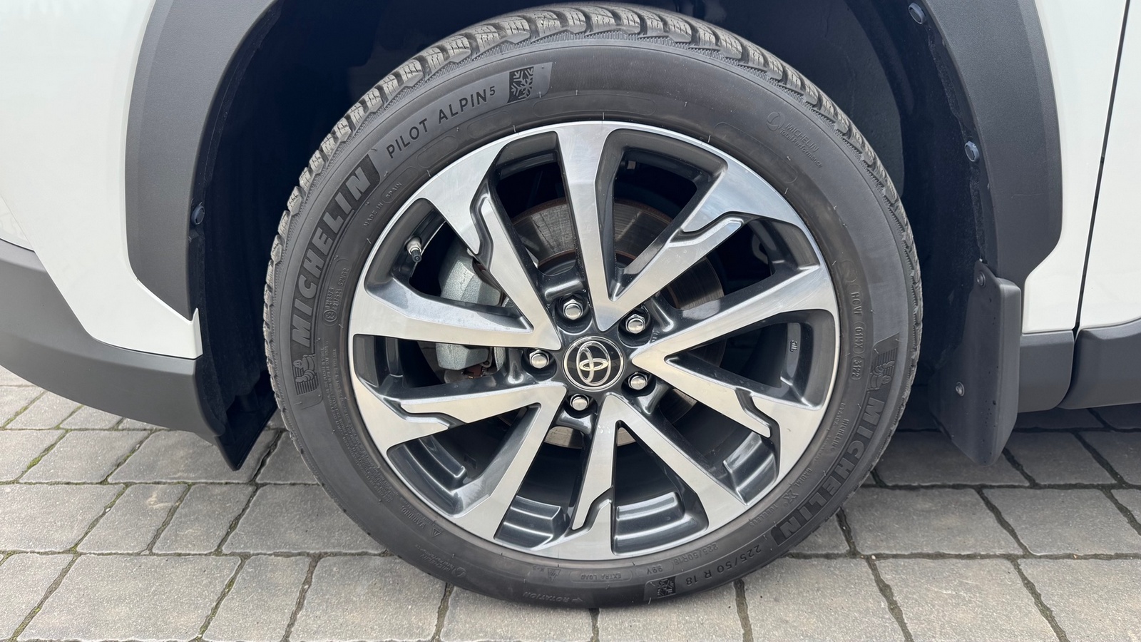 Toyota COROLLA CROSS 2022 року з пробігом 35728 км, Хетчбек, Тойота Центр Івано-Франківськ "Класик-Авто", м.Івано-Франківськ - 1478400 ГРН | Фото № 16