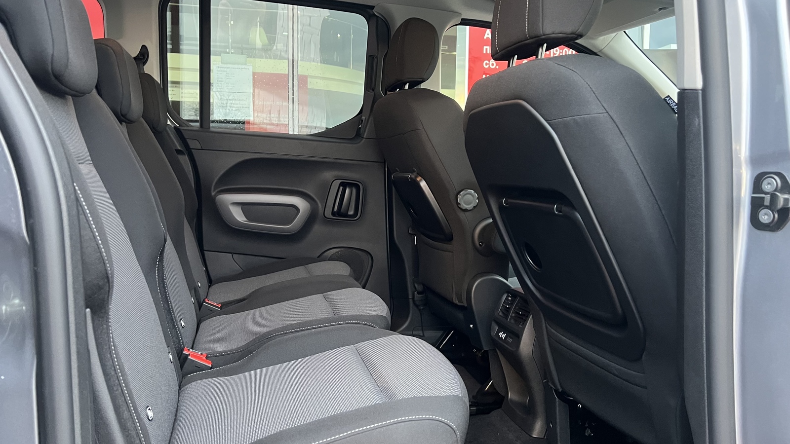 Toyota PROACE CITY VERSO 2024 року з пробігом 331 км, Універсал, Тойота Центр Вінниця "Преміум Мотор", м.Вінниця - 1390000 ГРН | Фото № 7